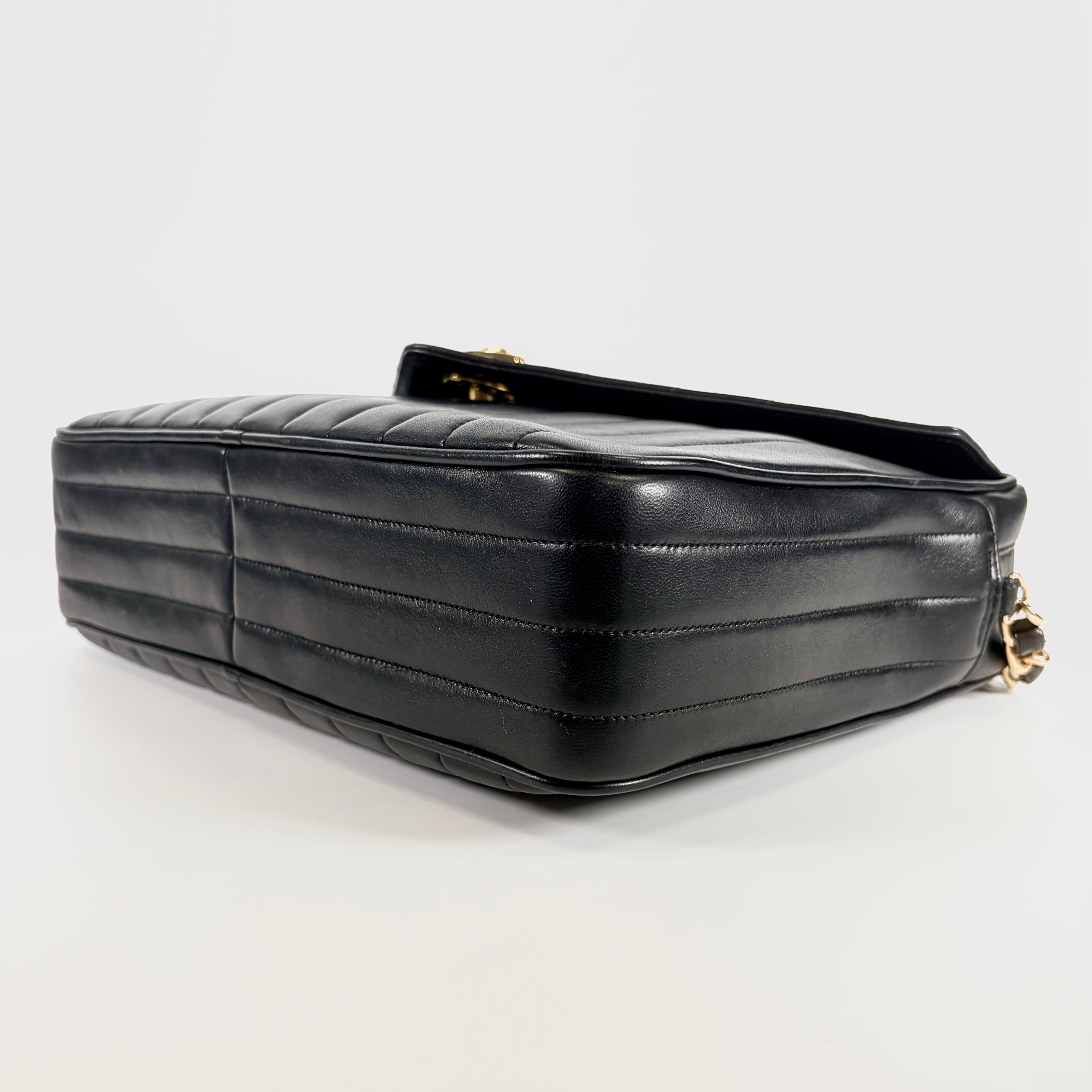 2604 secondhand CHANEL lambskin Mademoiselle Big Matelasse black