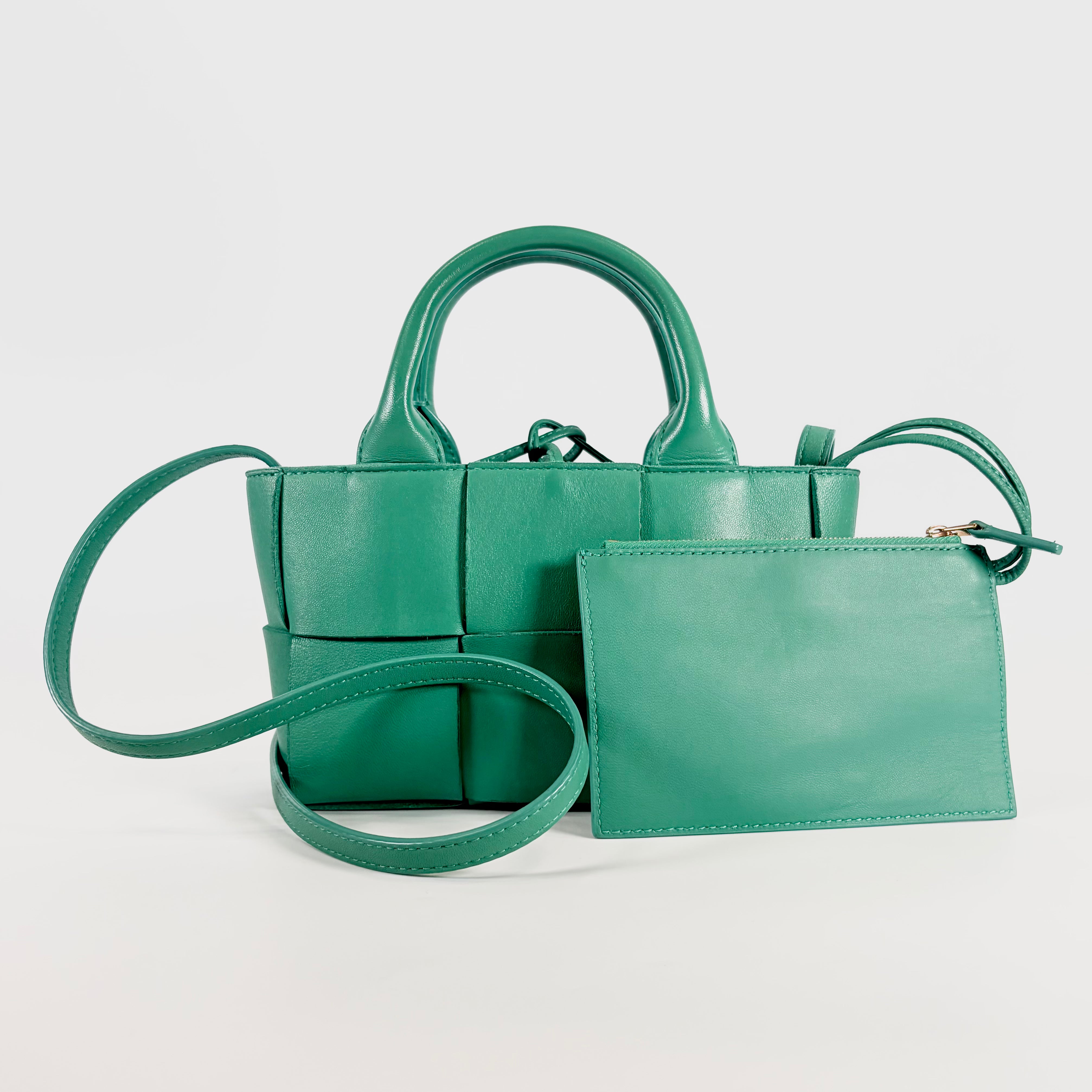 2605 secondhand BOTTEGAVENETA Arco green