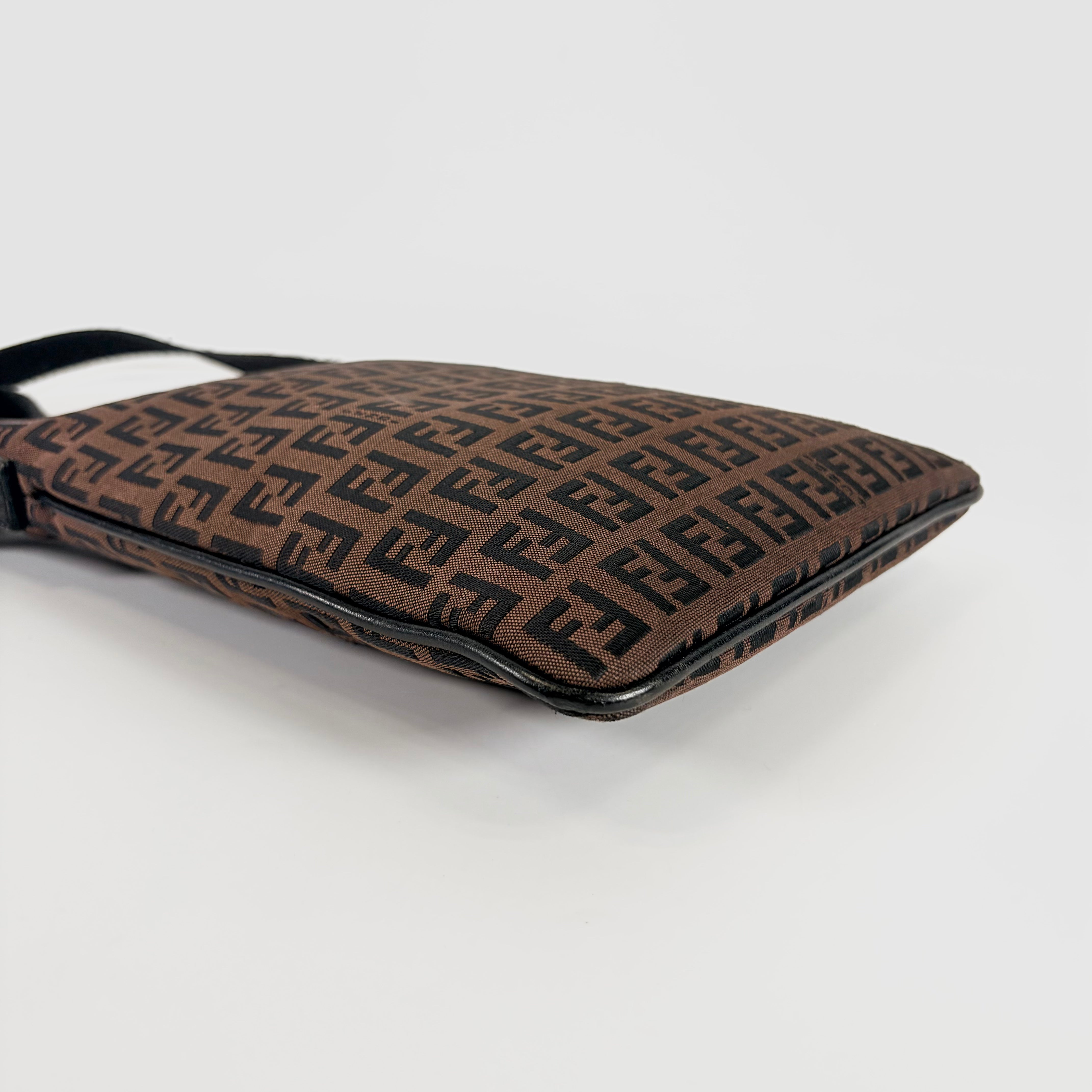 2605 secondhand FENDI Zucchino Shoulder bag