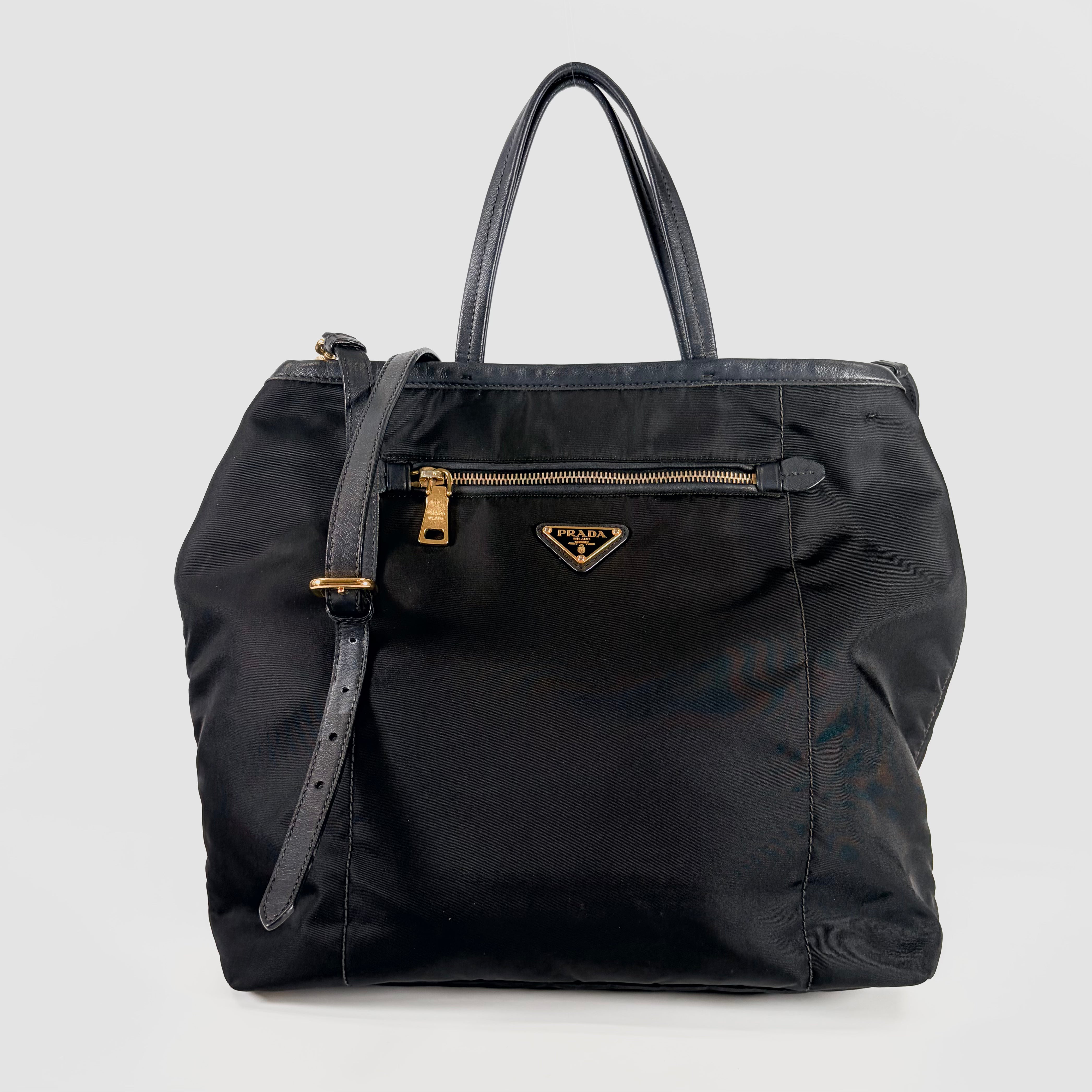 2606 secondhand PRADA nylon 2Way bag