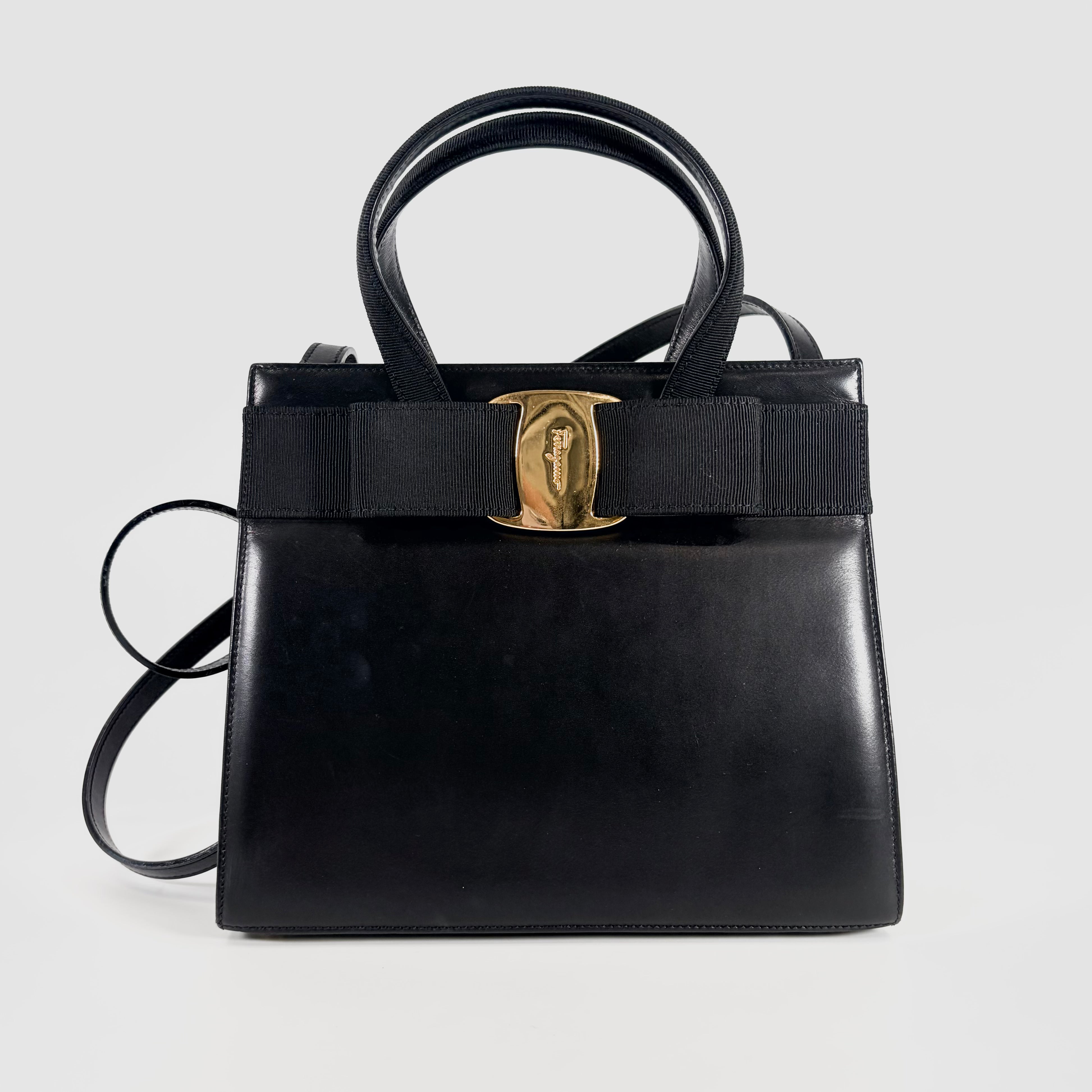 2606 secondhand Ferragamo Vara Ribbon 2Way bag