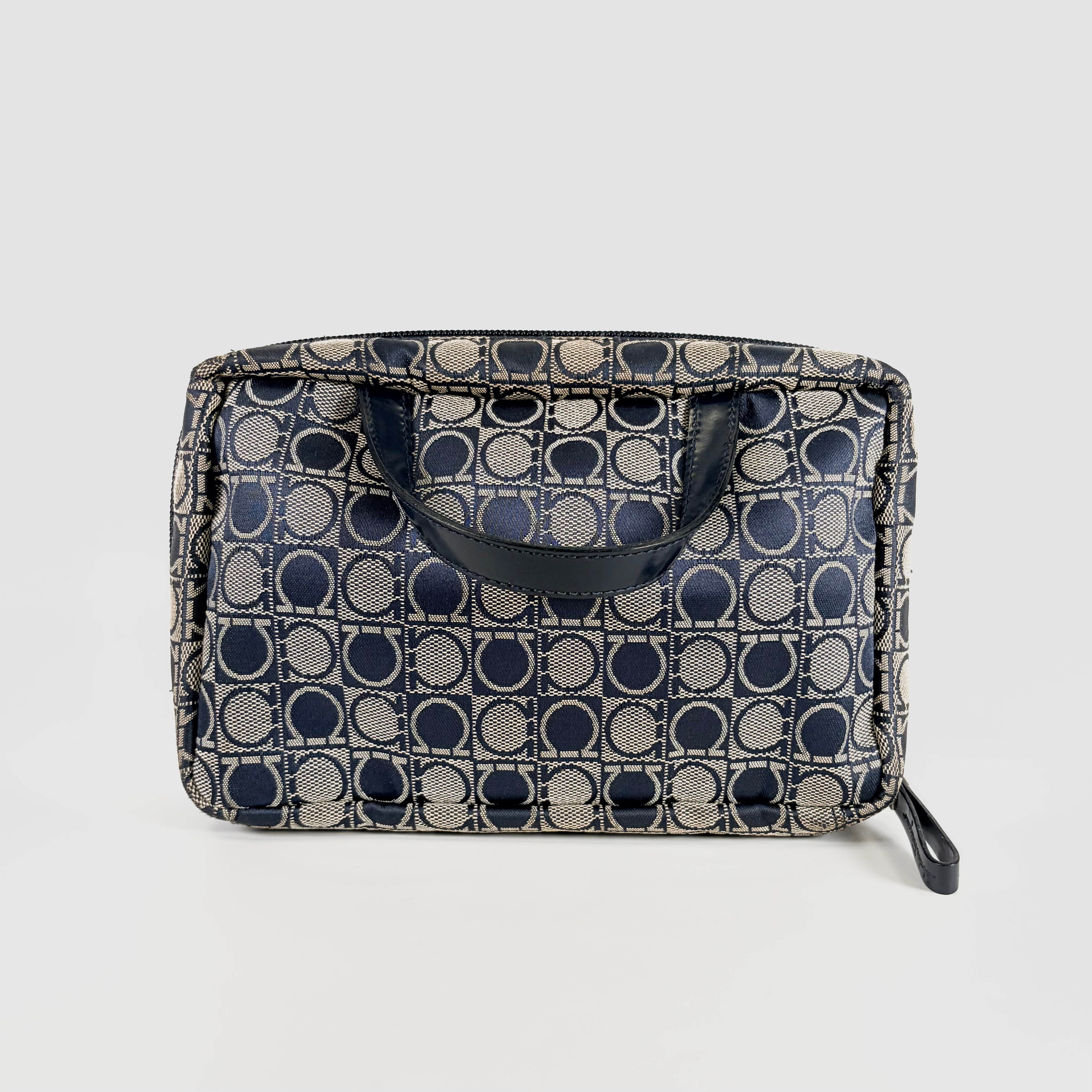 2607 secondhand Ferragamo Gancini canvas hand bag