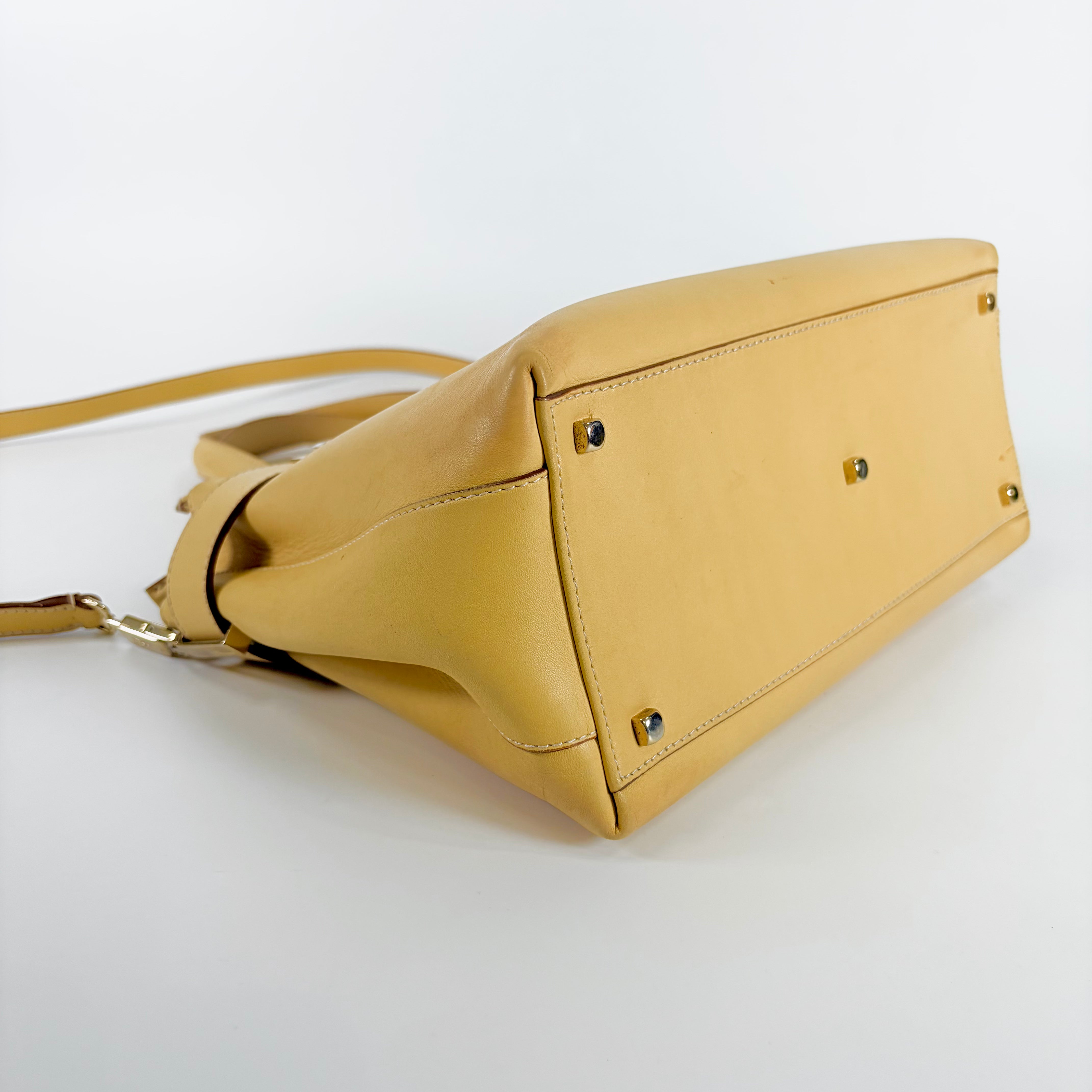 2606 secondhand Ferragamo 2Way bag