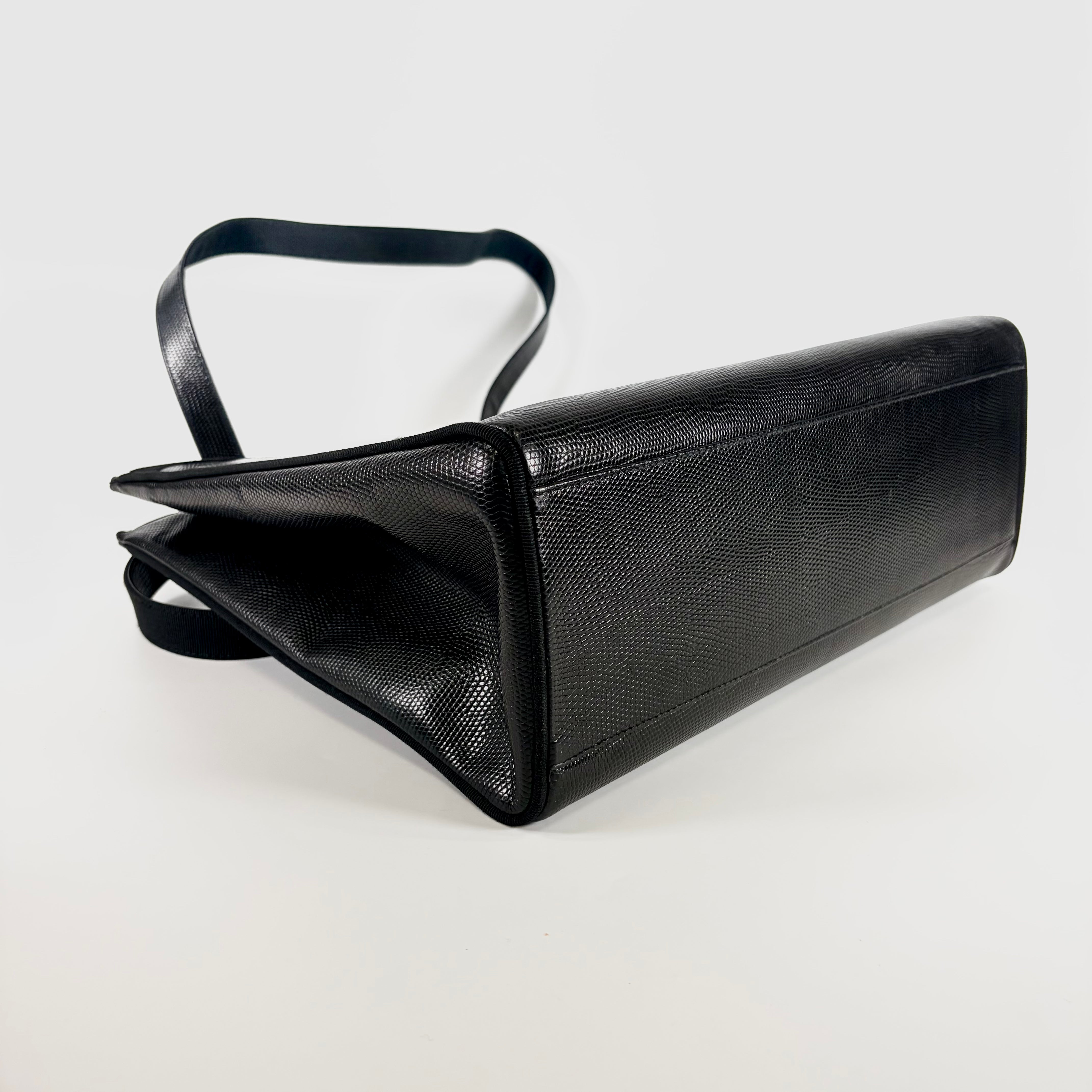 2606 secondhand Ferragamo Shoulder bag