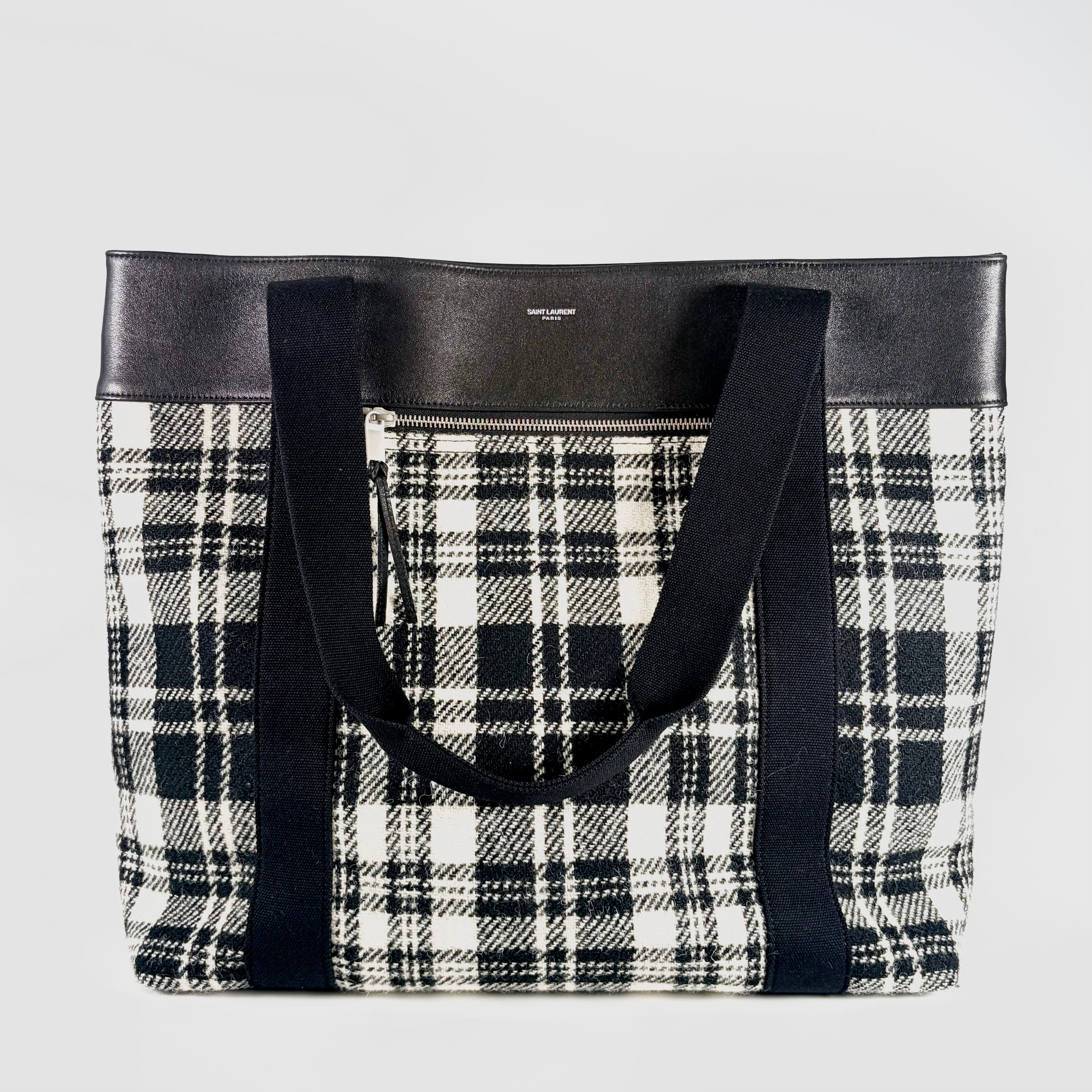 2606 secondhand SAINTLAURENT hand bag