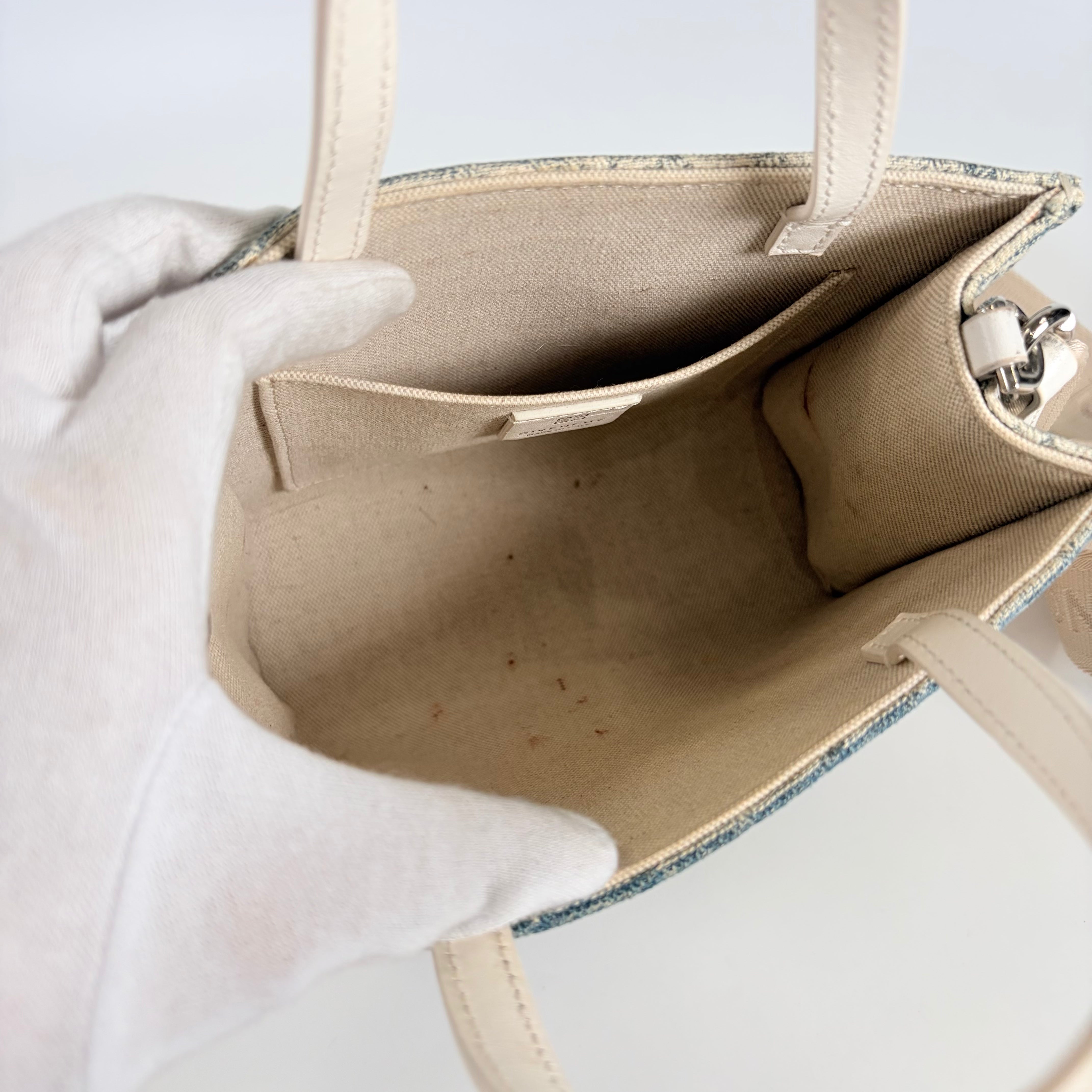 2606 secondhand GIVENCHY van 2Way bag