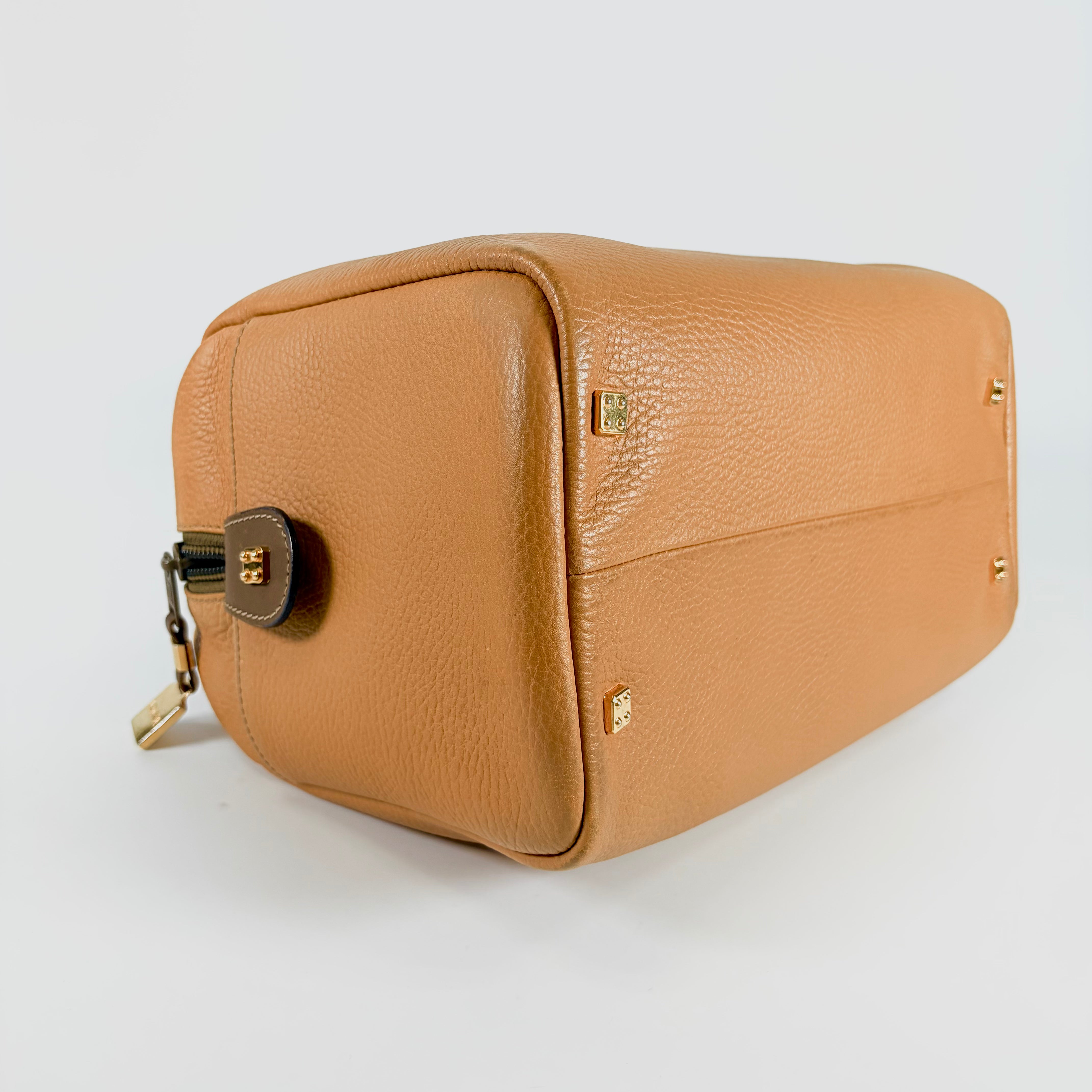 2606 secondhand LOEWE hand bag