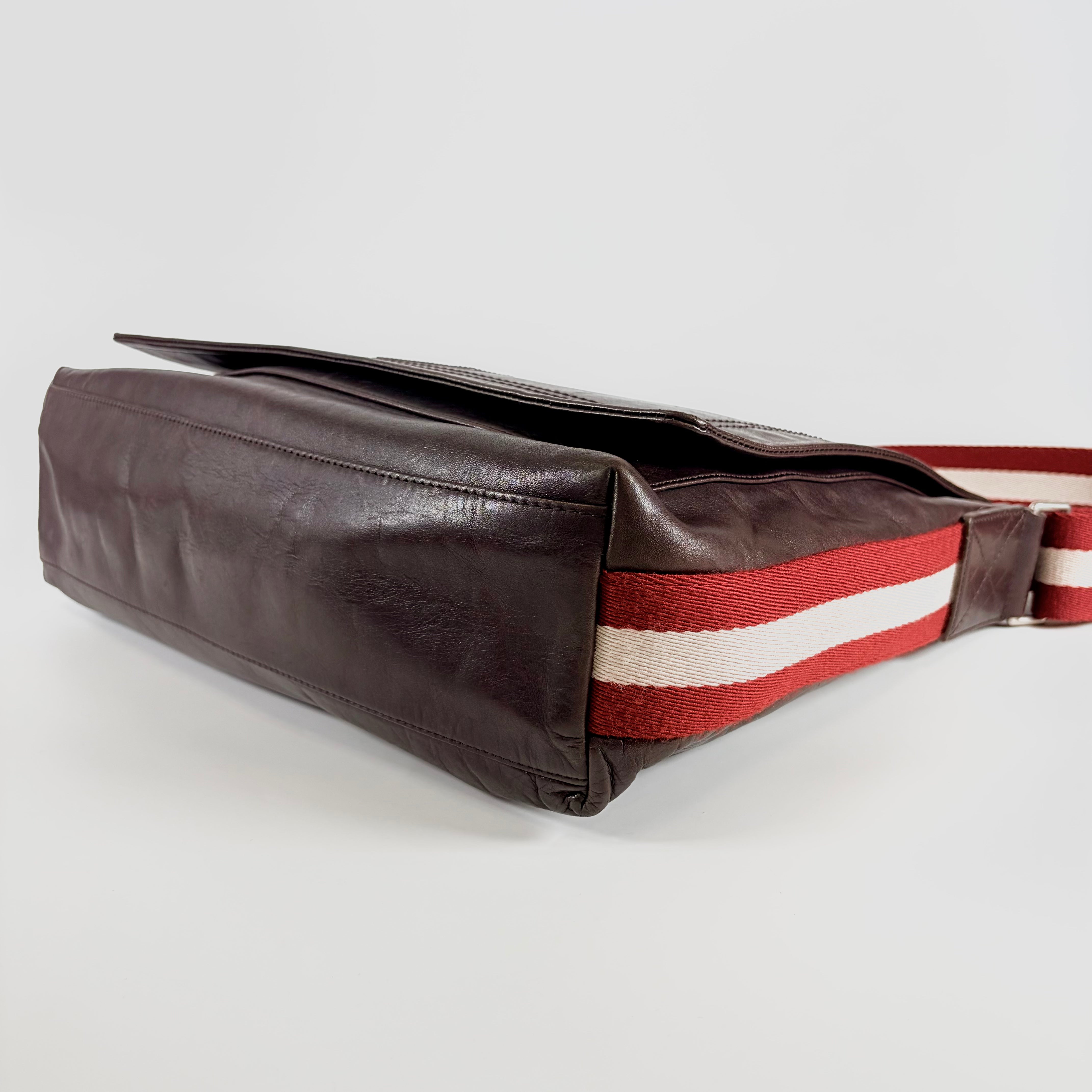 2607 secondhand BALLY Shoulder bag