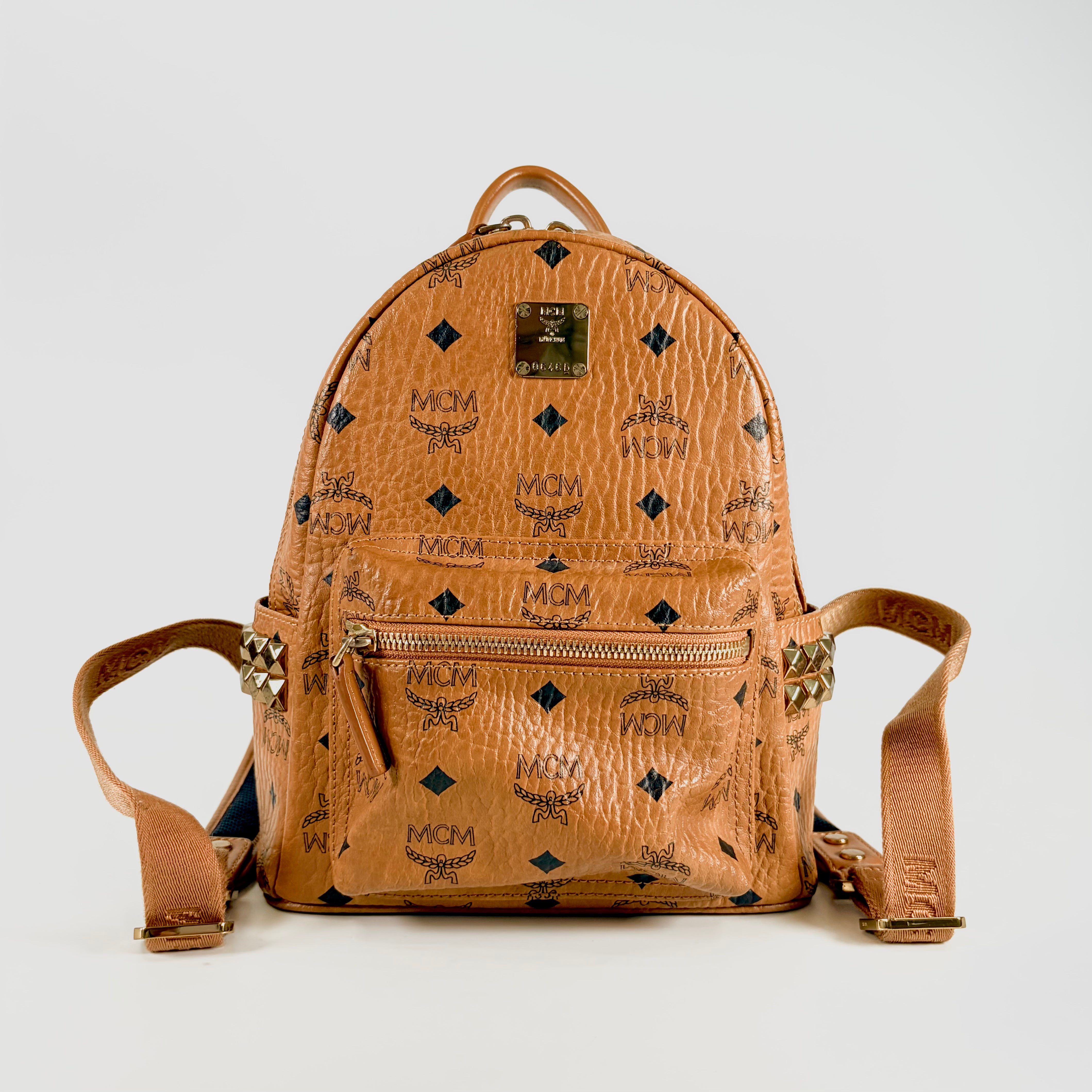 2607 secondhand MCM Visetos Pattern Star Small backpack PVC leather