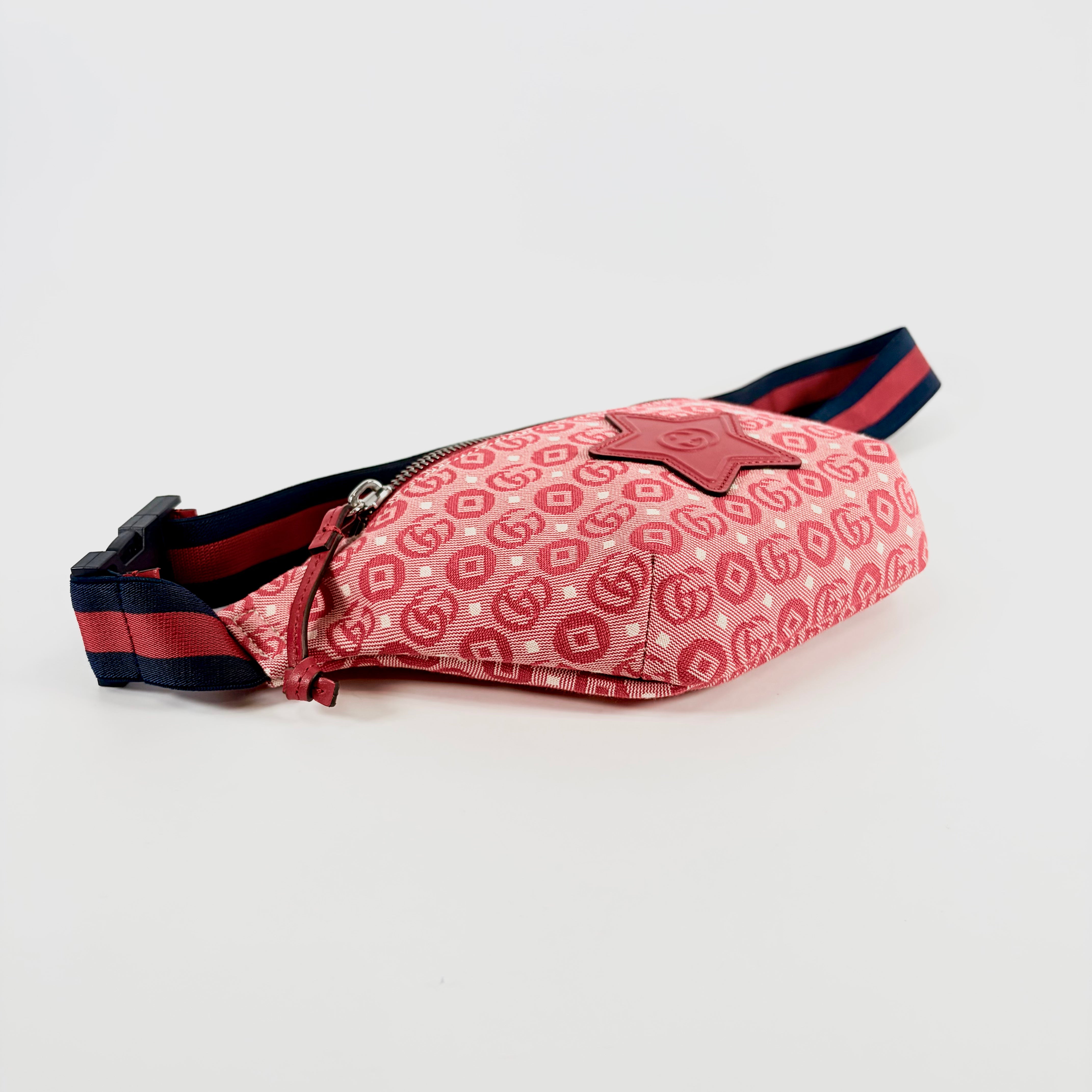 2607 secondhand GUCCI Interlocking G Children's Waist back canvas Red