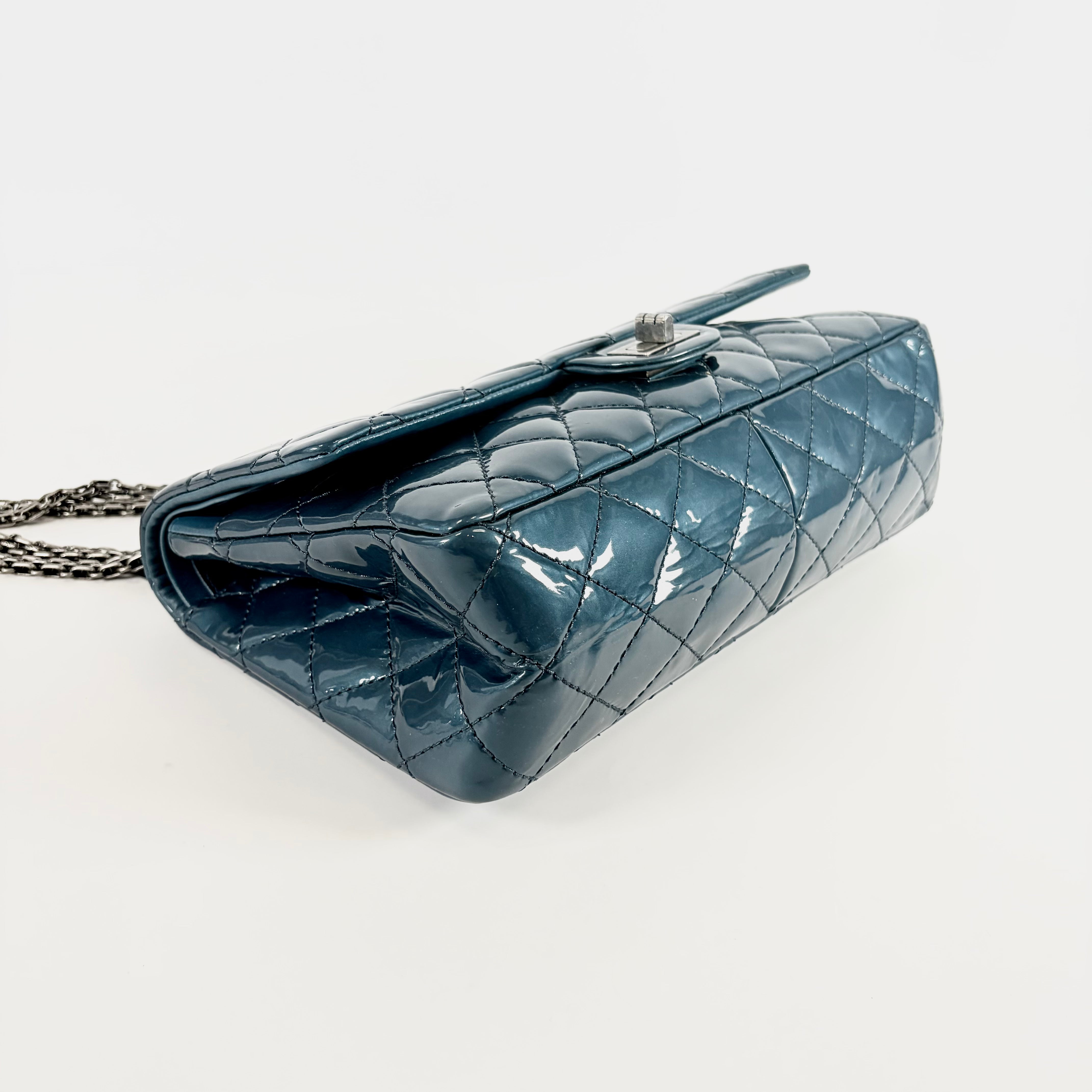 2606 secondhand CHANEL Matelasse 2.55 Large Patent Leather Double Flap double Chain Bag blue gun metallic metal fittings 15441641 15 A37587