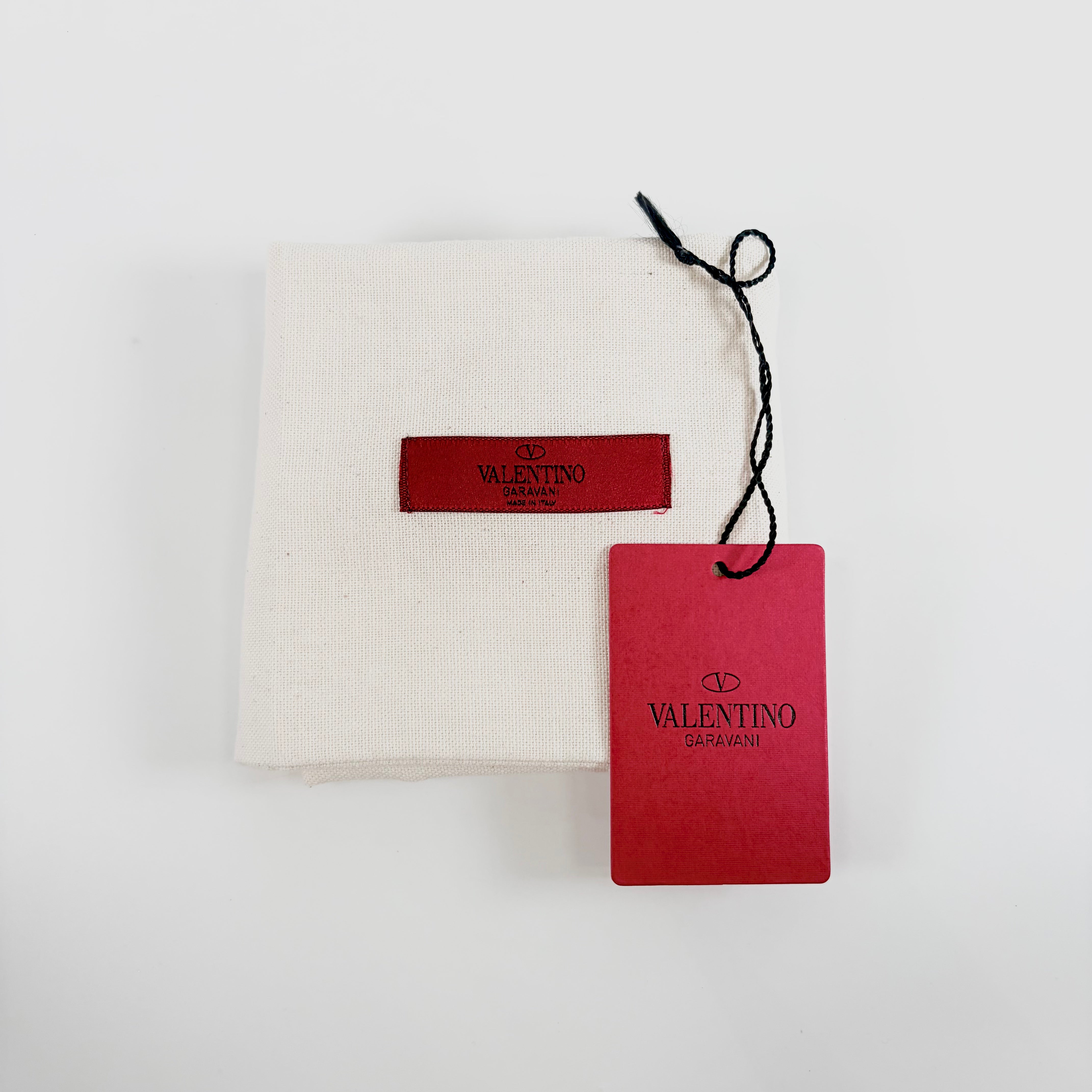 2606 secondhand VALENTINO Clutch Bag
