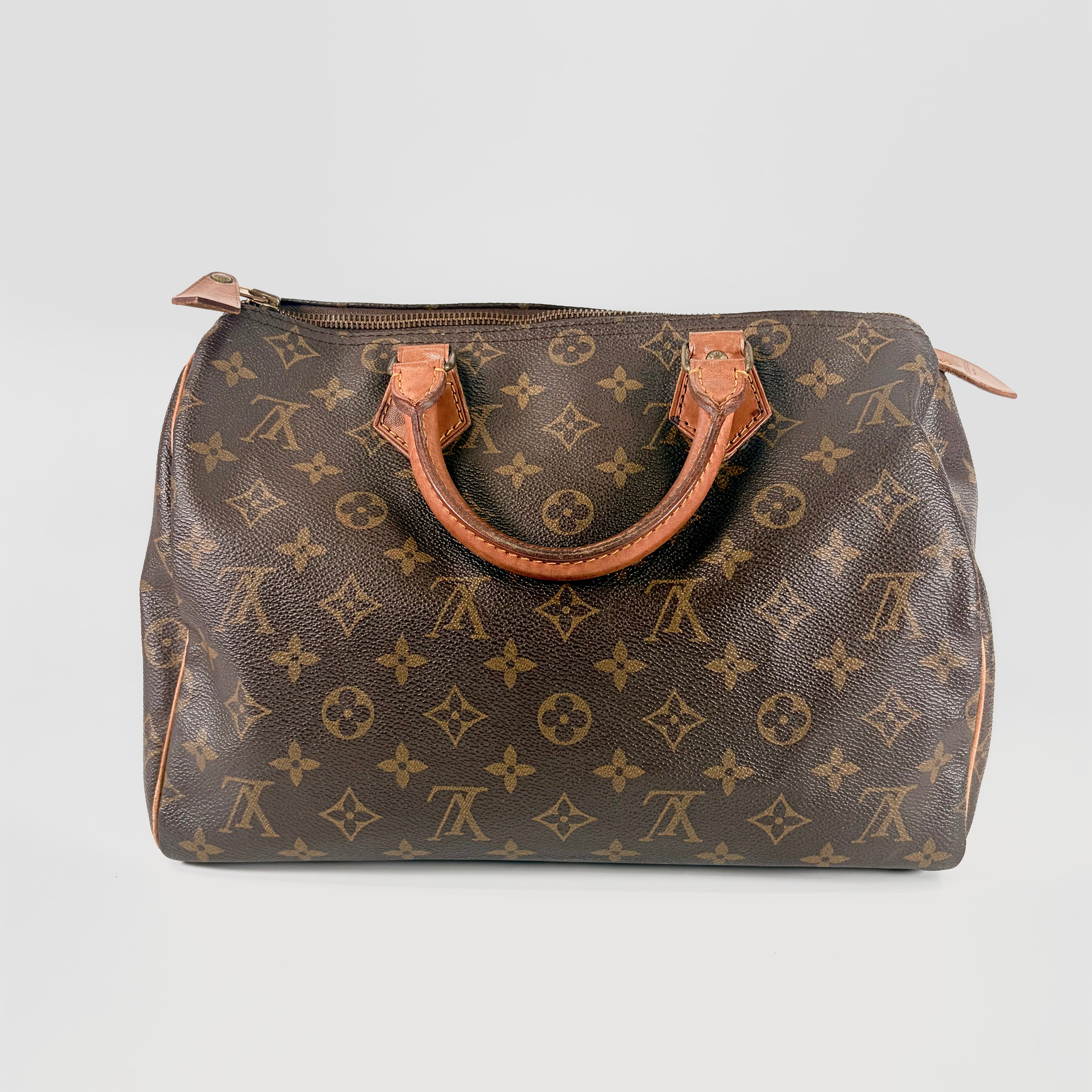 2607 secondhand LV Monogram Speedy 30