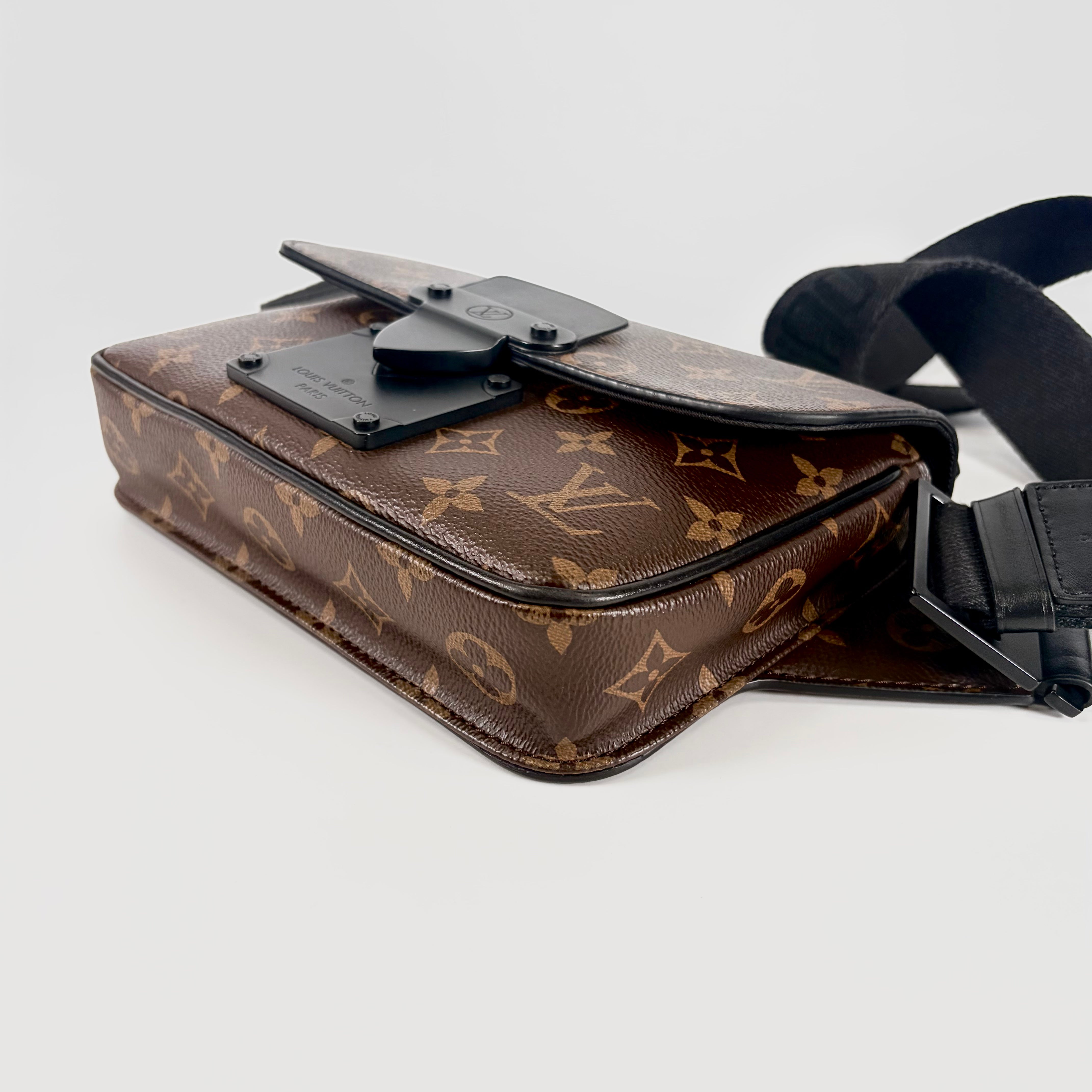 2606 secondhand LV S rock ring bag Messenger Bag
