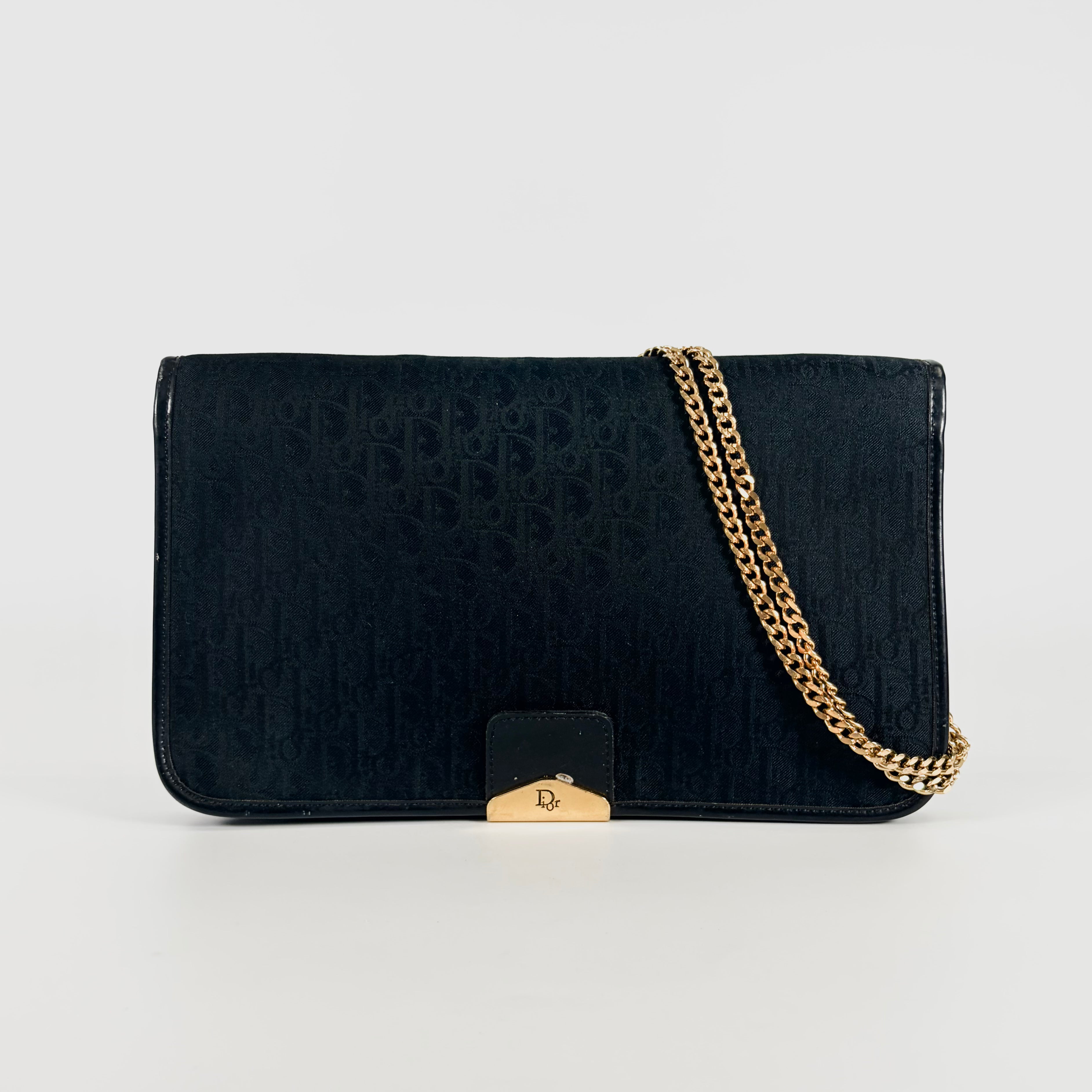 2607 secondhand CD Shoulder bag black