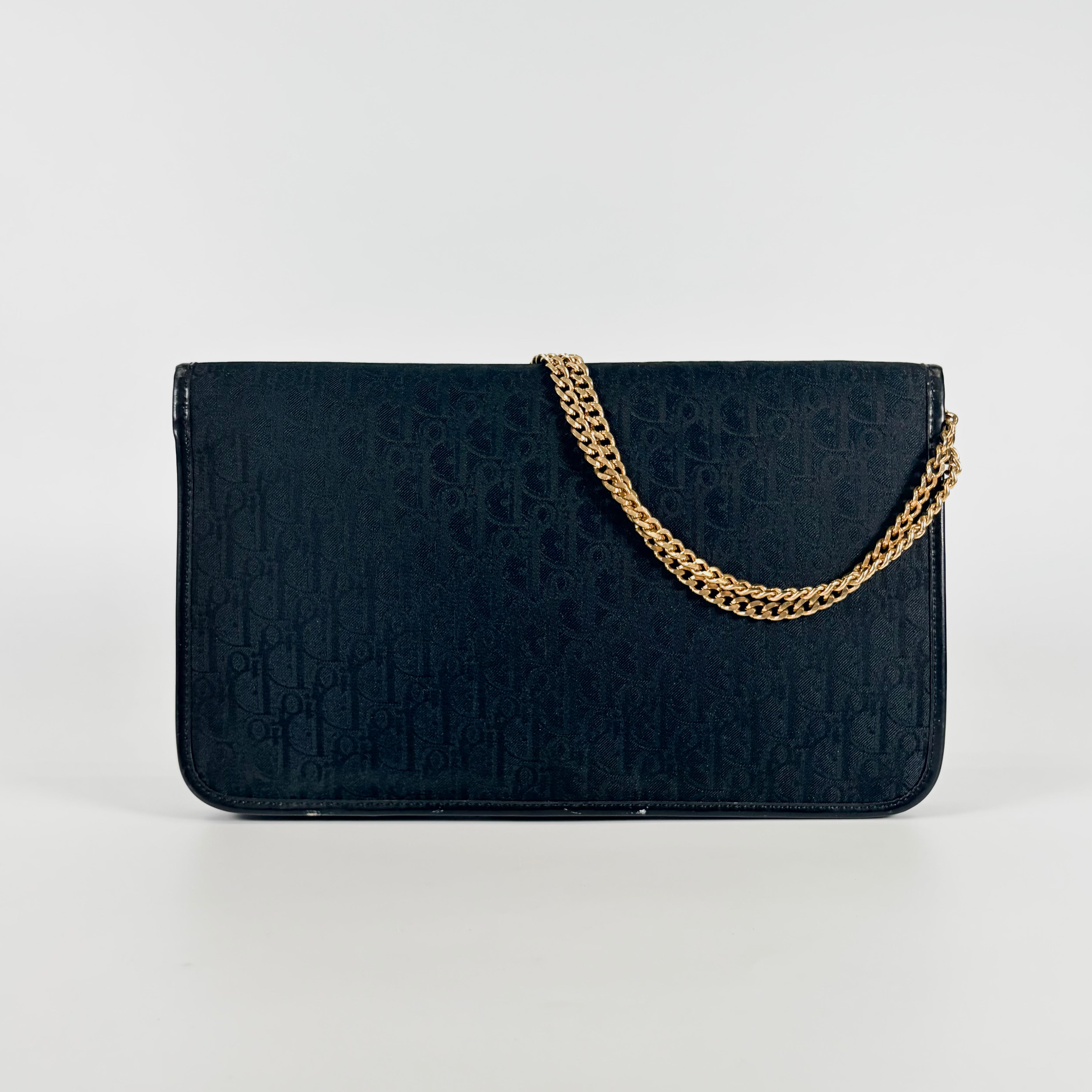 2607 secondhand CD Shoulder bag black