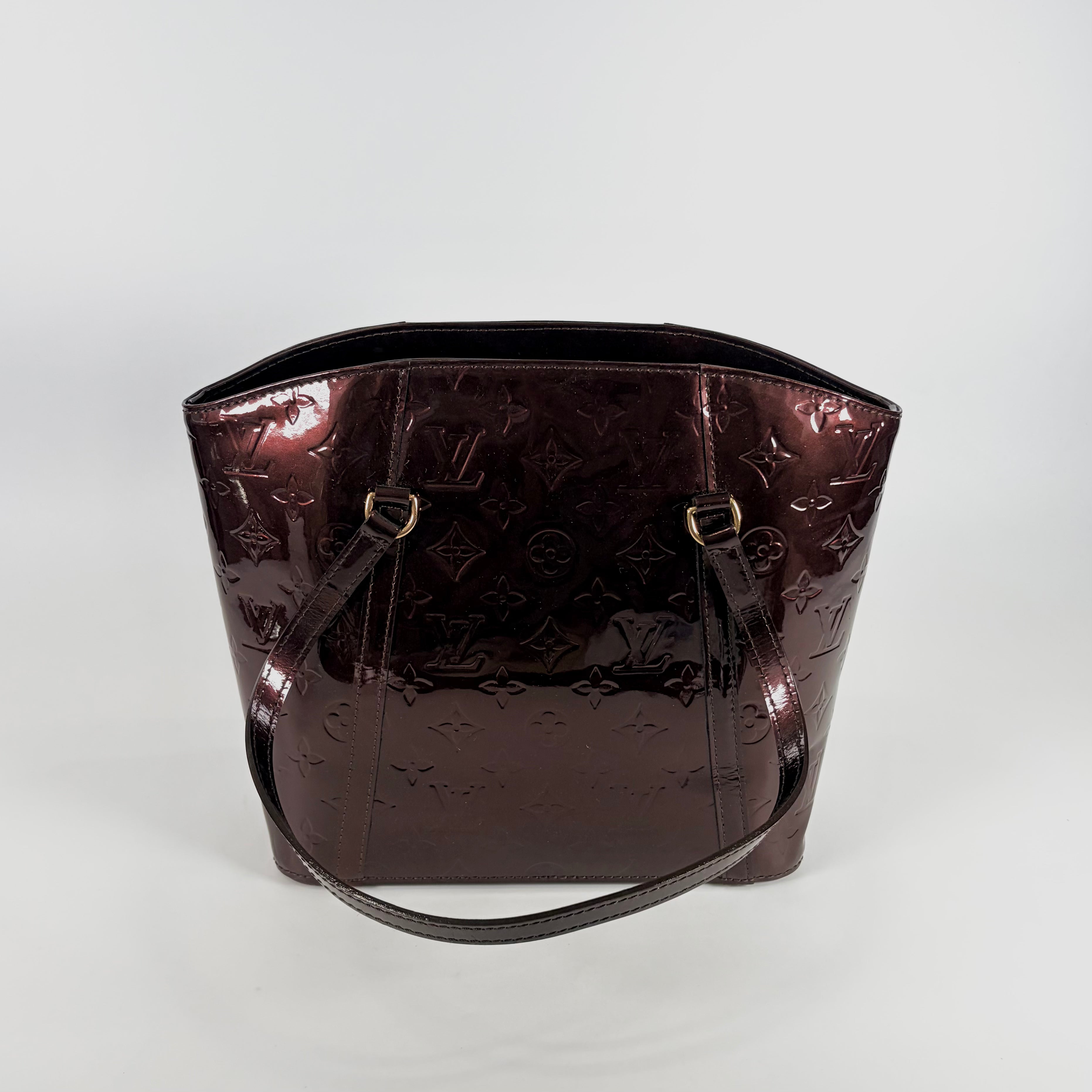 2607 secondhand LV Vernis Ron