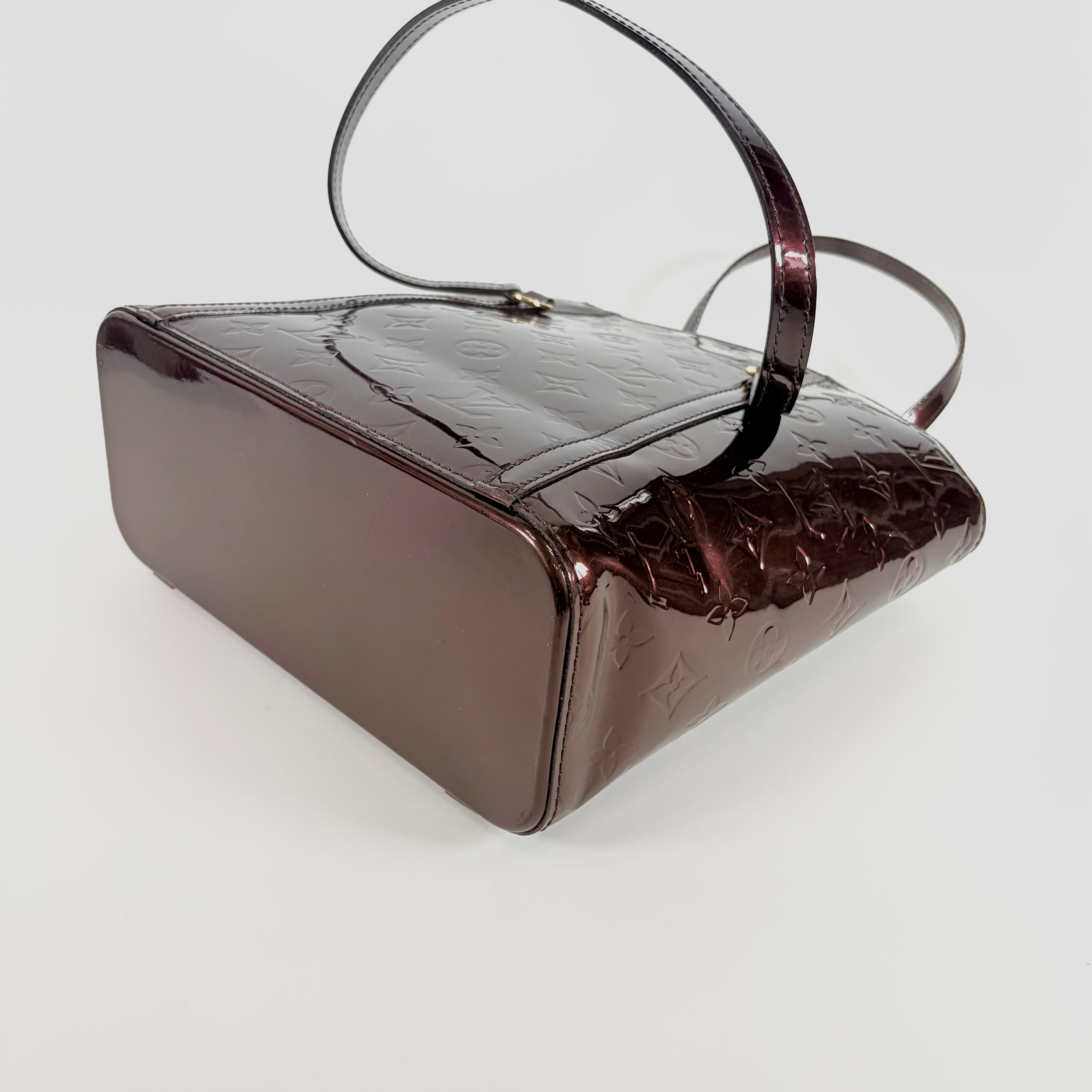 2607 secondhand LV Vernis Ron