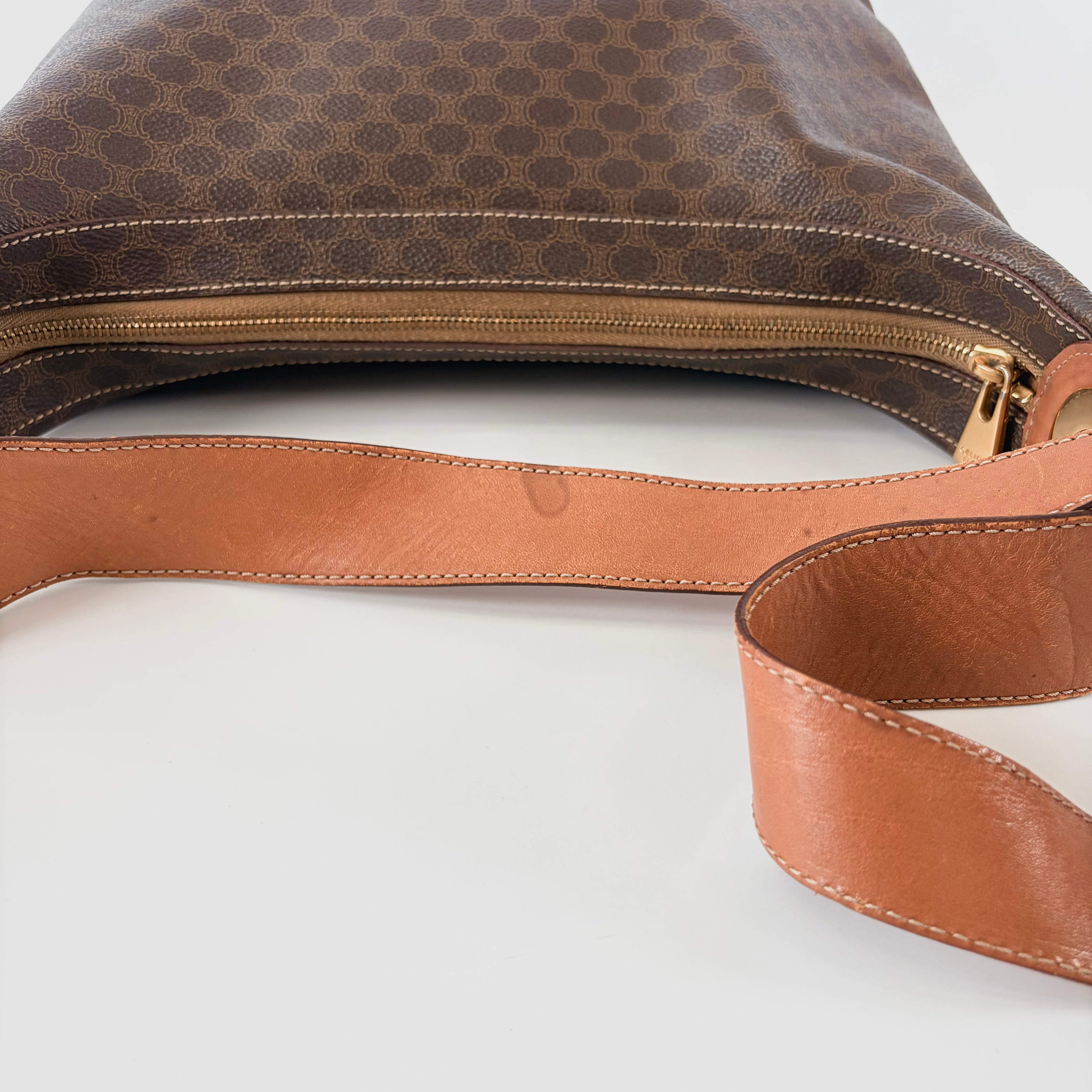 2607 secondhand CELINE Macadam Shoulder Bag