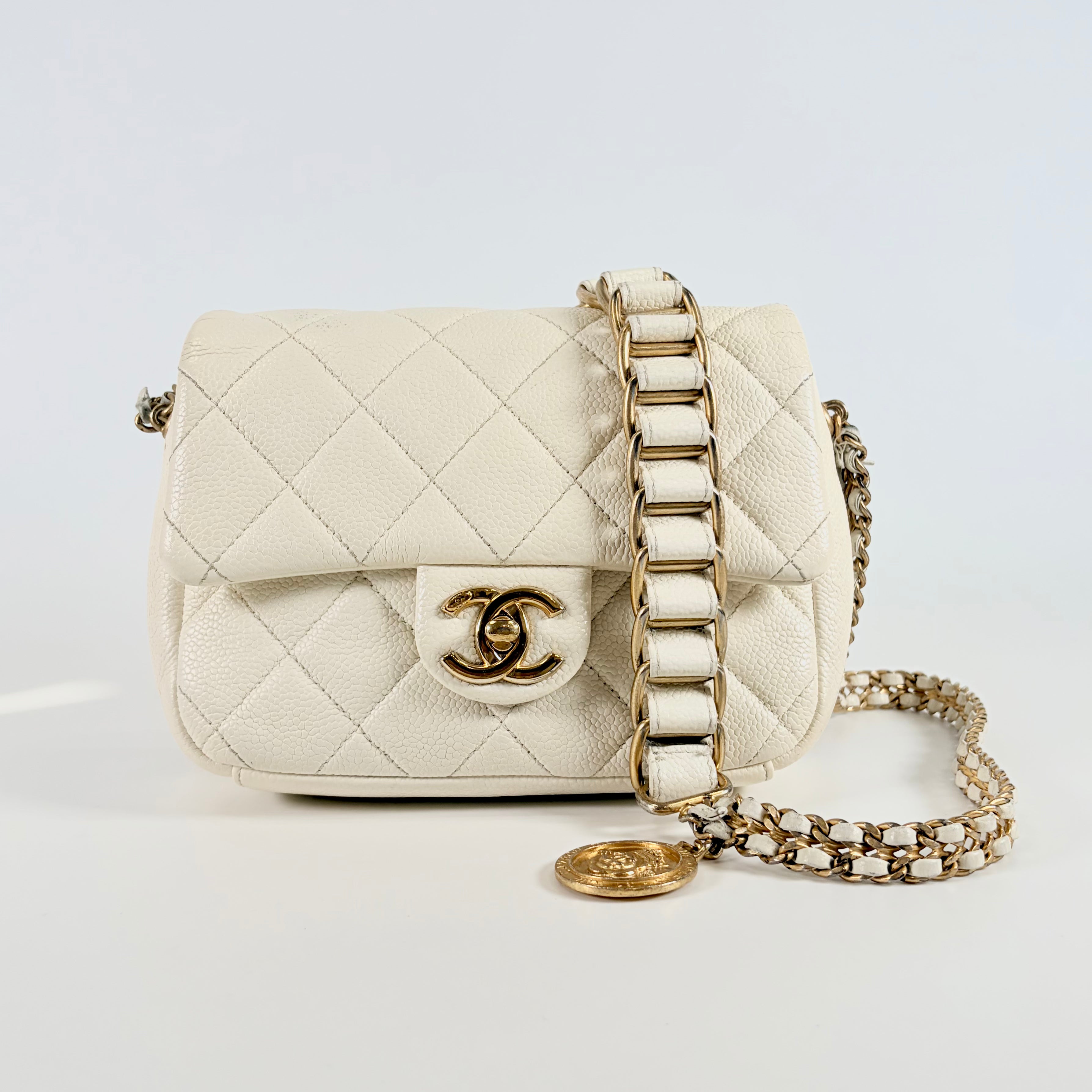 2608 secondhand CHANEL Chain Shoulder Bag