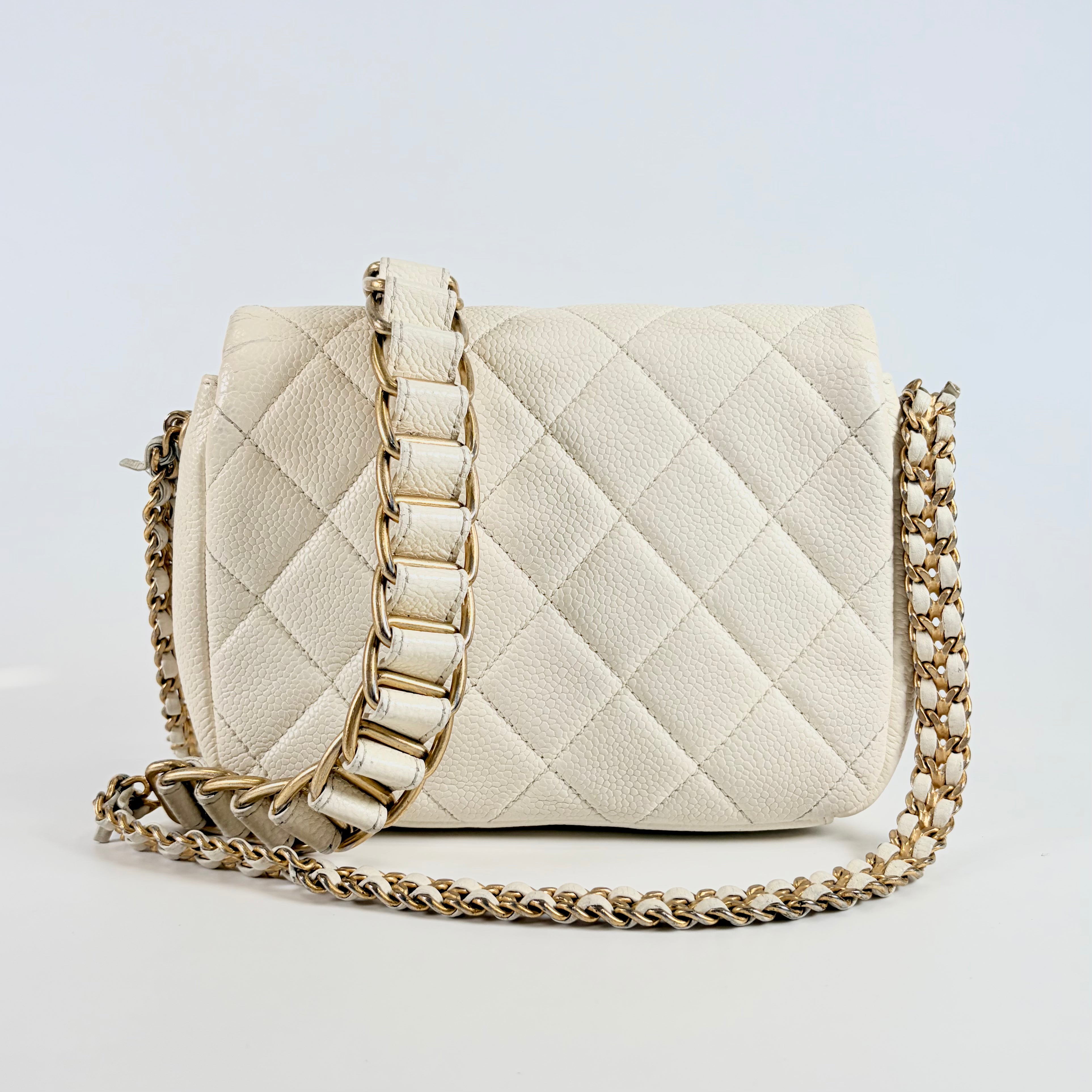 2608 secondhand CHANEL Chain Shoulder Bag