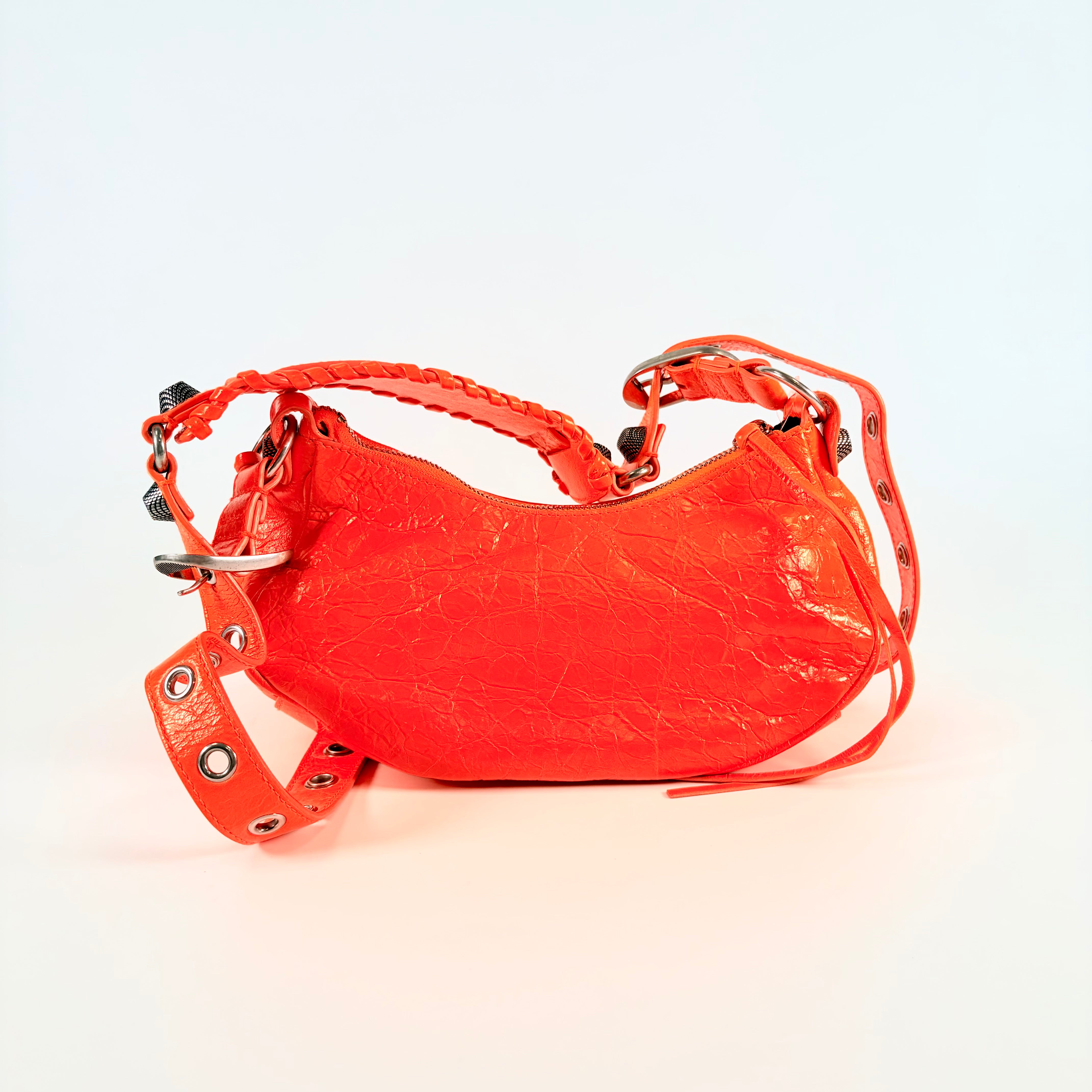 2608 secondhand BALENCIAGA Le Carole Shoulder Bag
