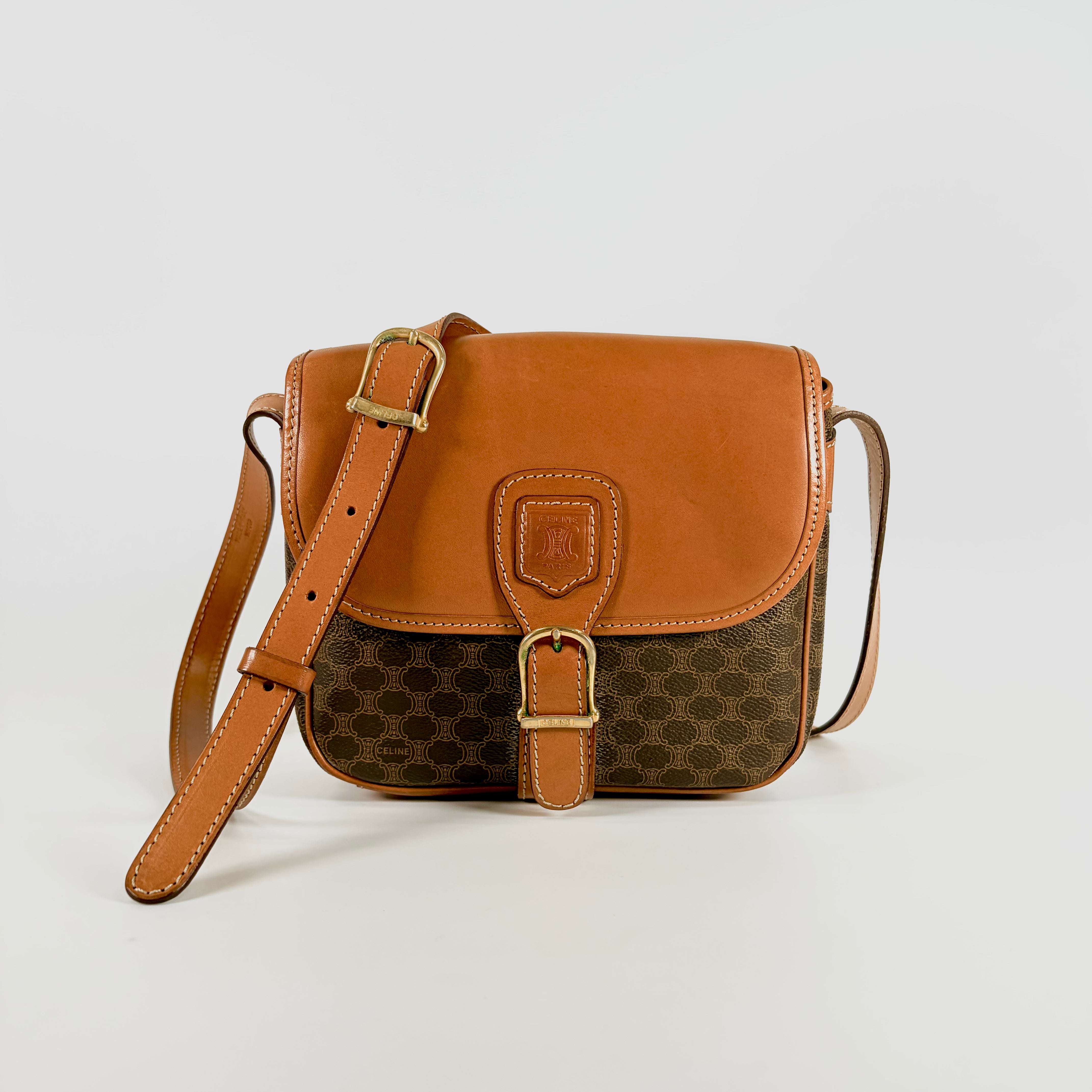 2607 secondhand CELINE Macadam Shoulder bag