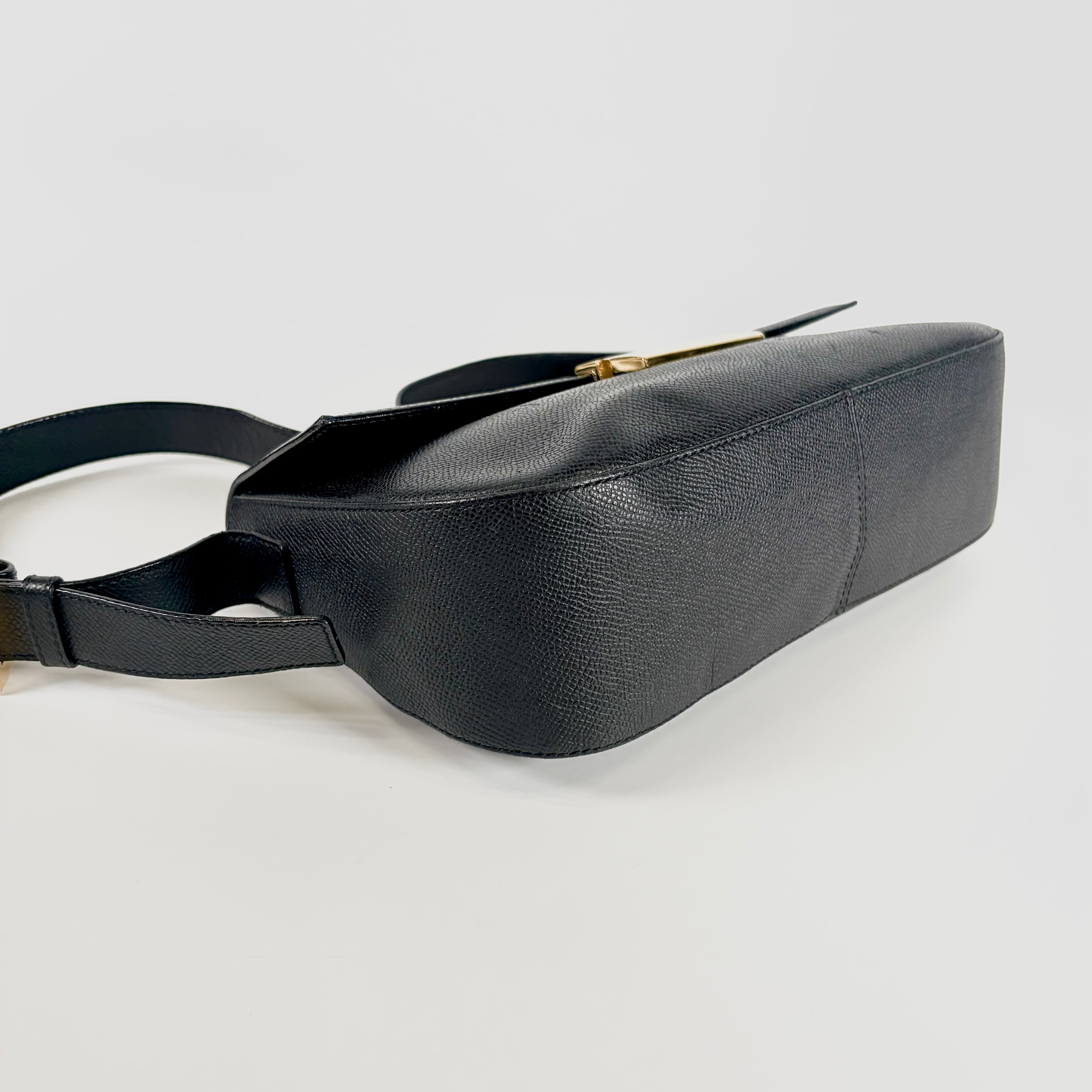 2606 secondhand Ferragamo Shoulder bag