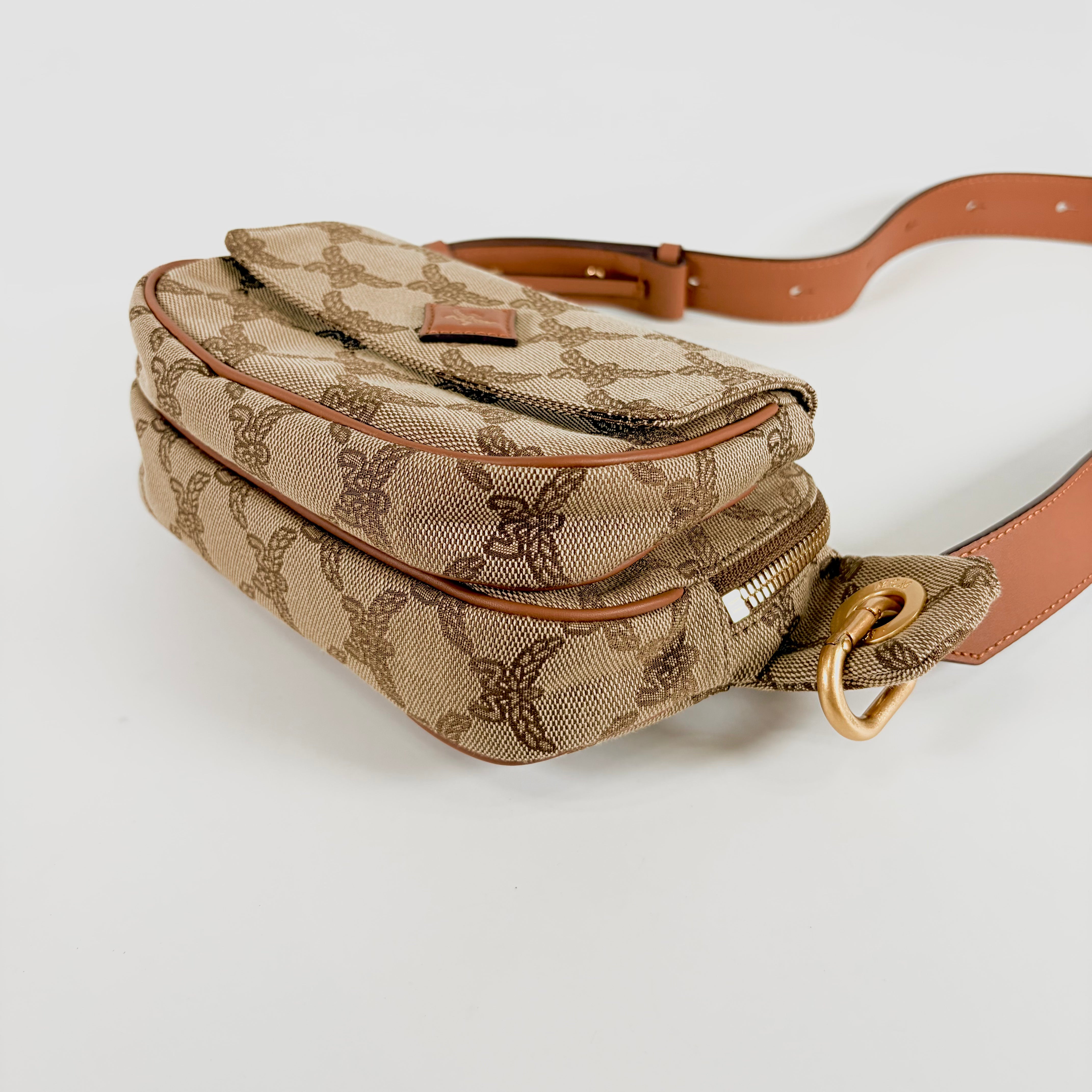 2607 secondhand MCM canvas Waist pouch