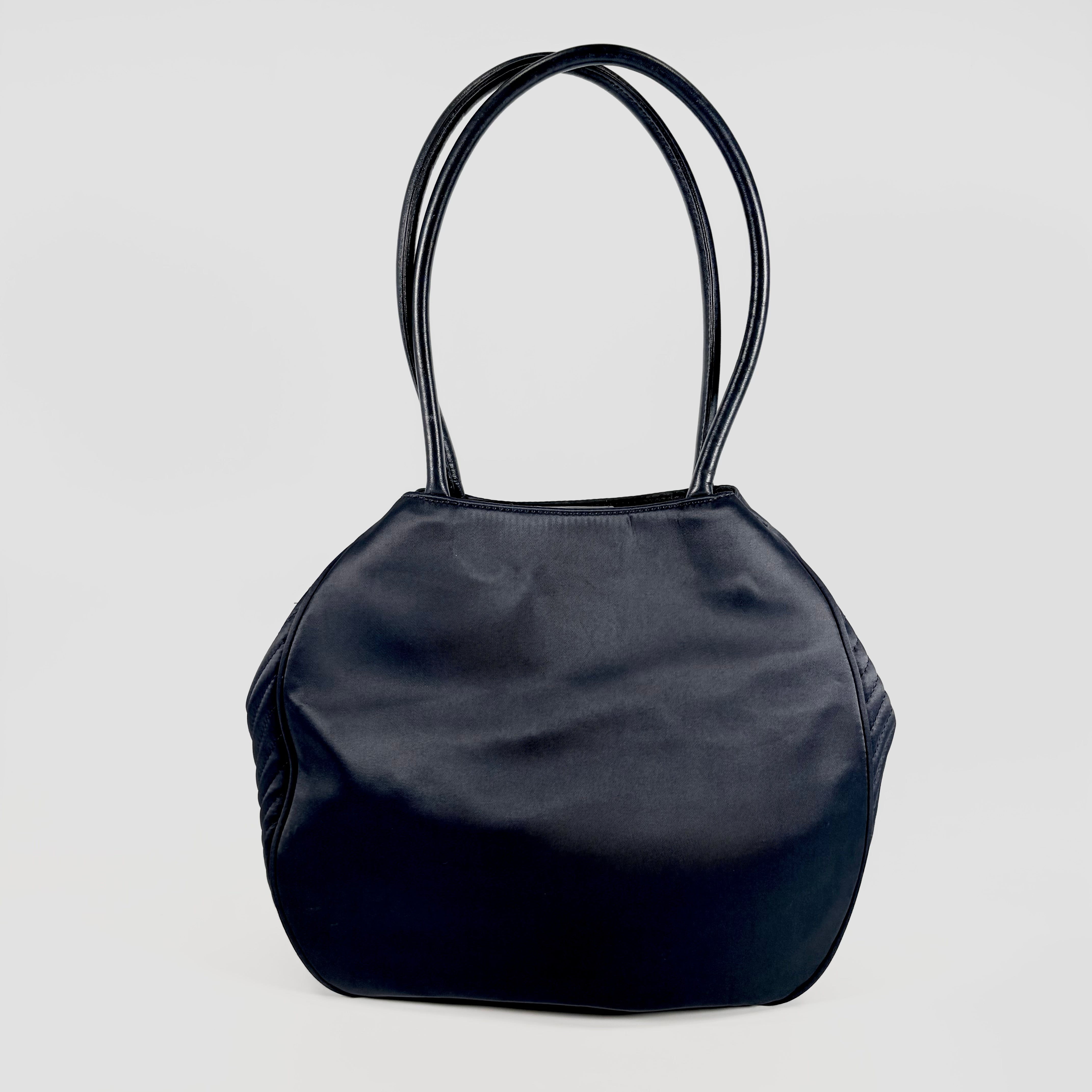 2607 secondhand SAINTLAURENT YSL nylon Shoulder bag