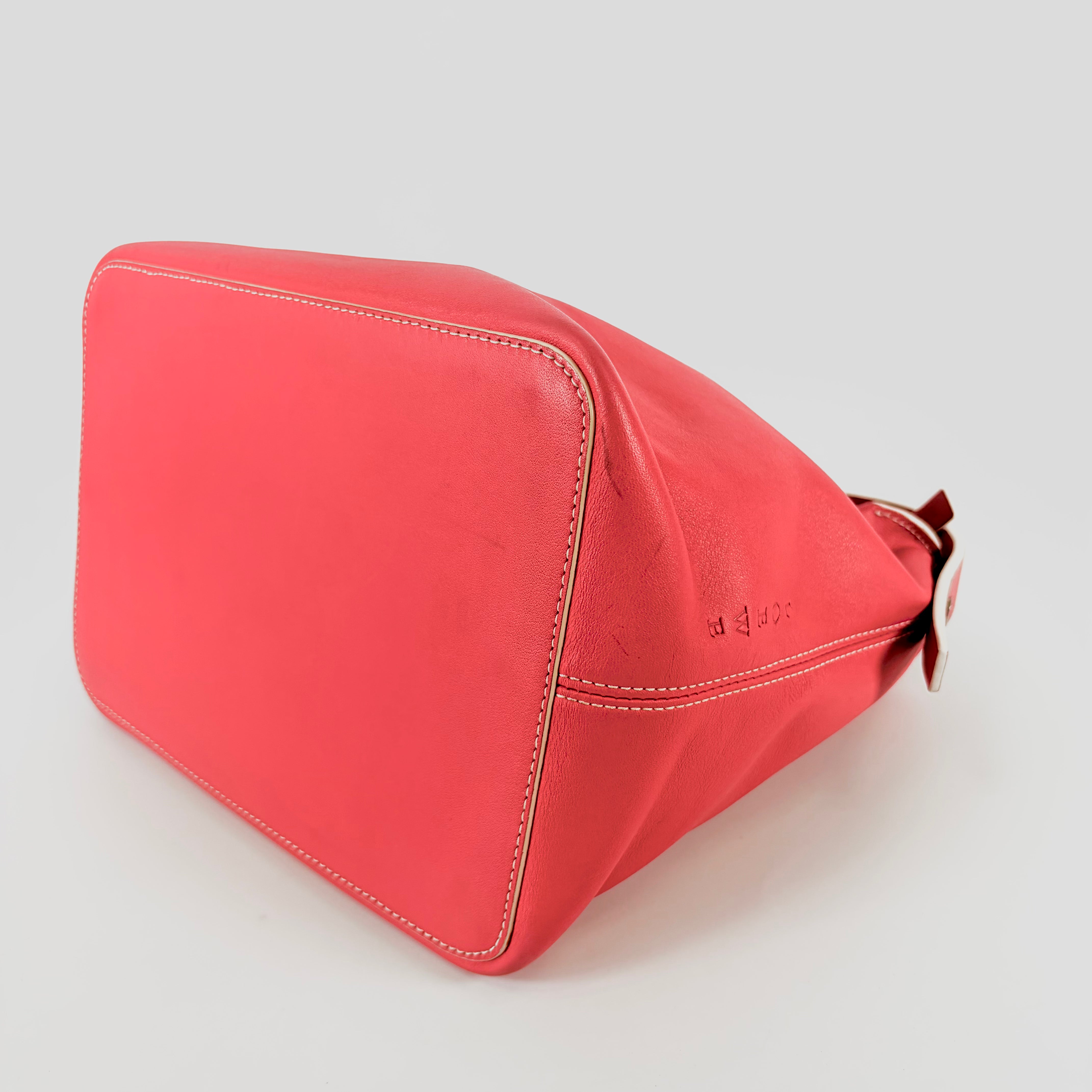 2607 secondhand LOEWE hand bag