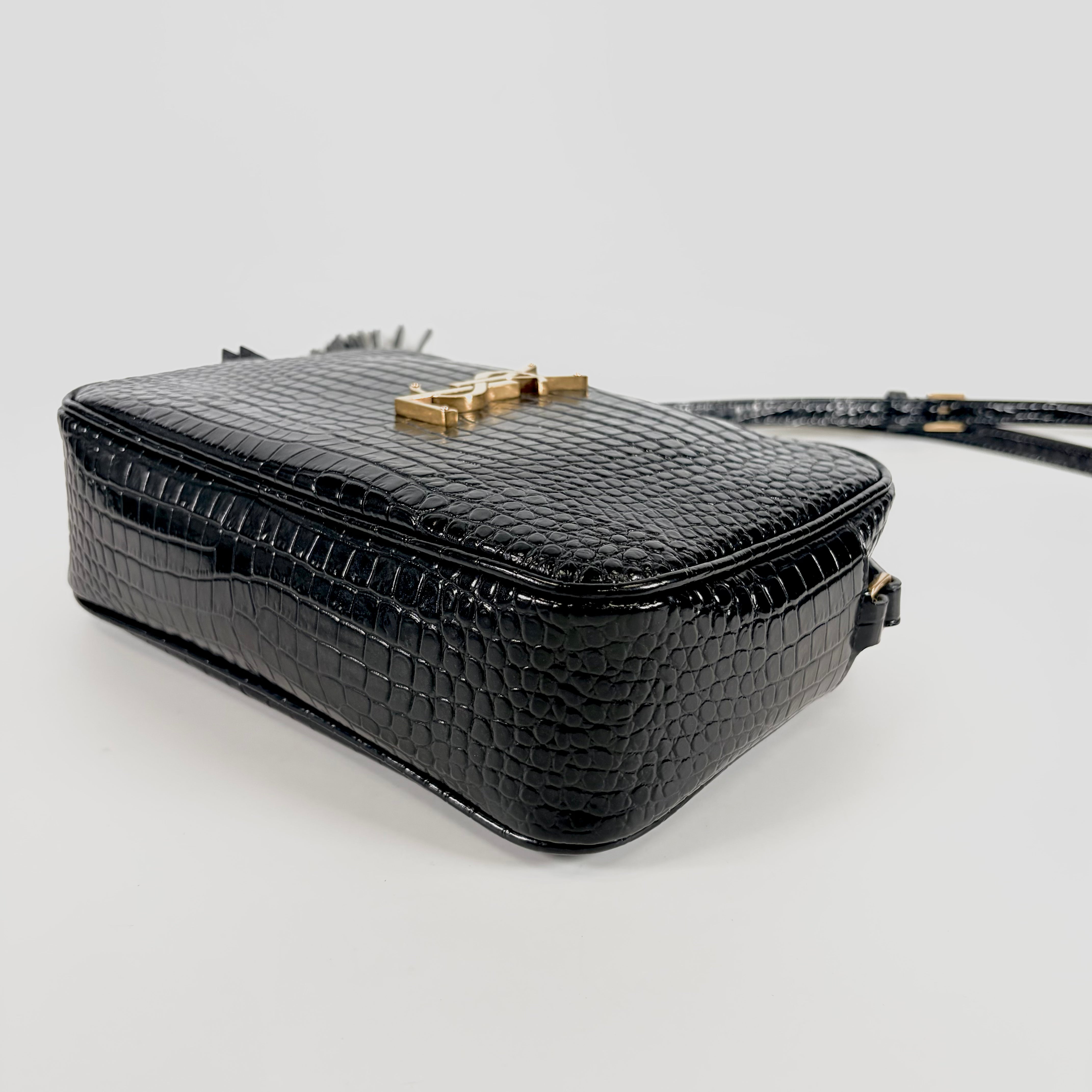 2607 secondhand SAINTLAURENT Embossed Shoulder bag