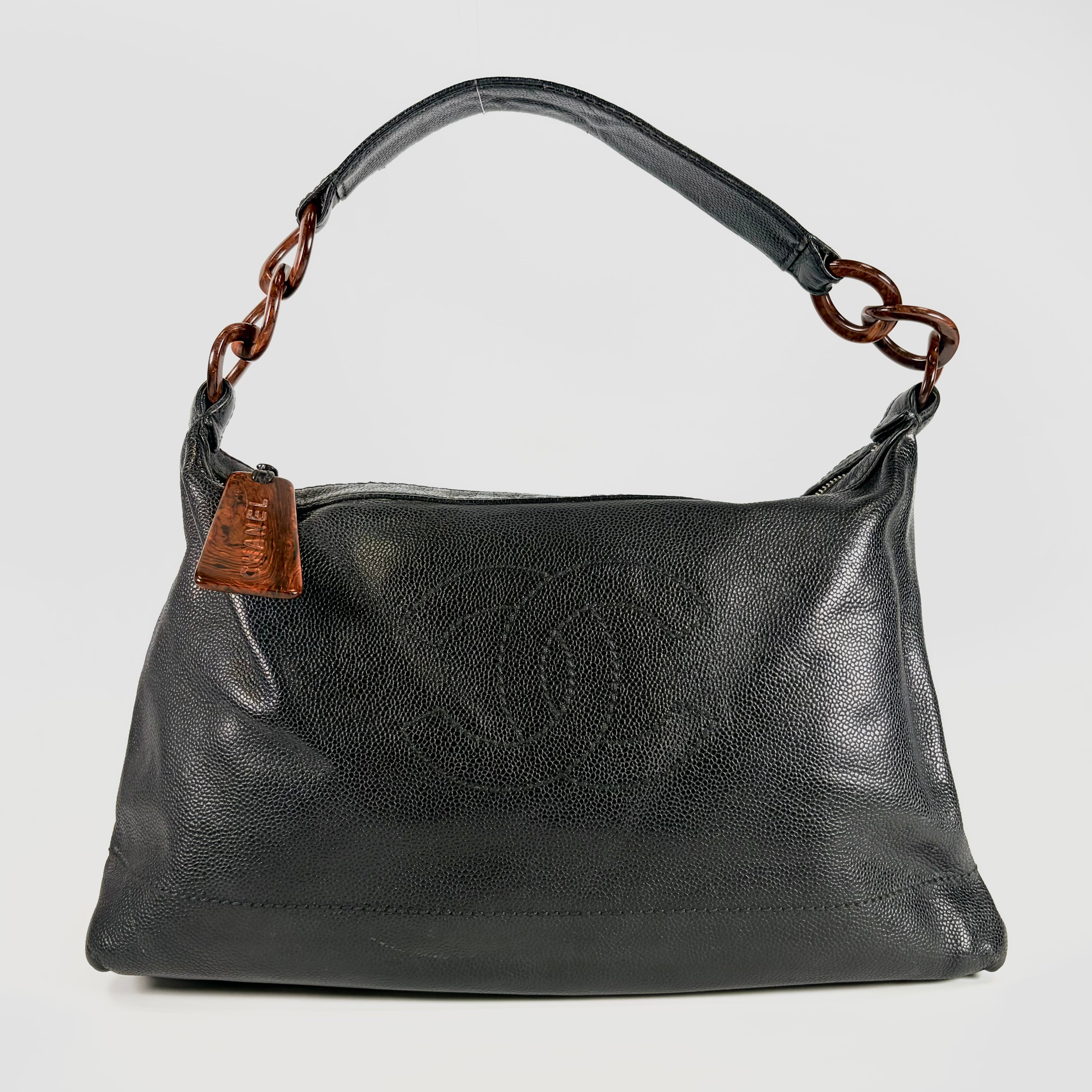 2607 secondhand CHANEL Big Coco Wood Chain Shoulder black caviar skin 7 No.