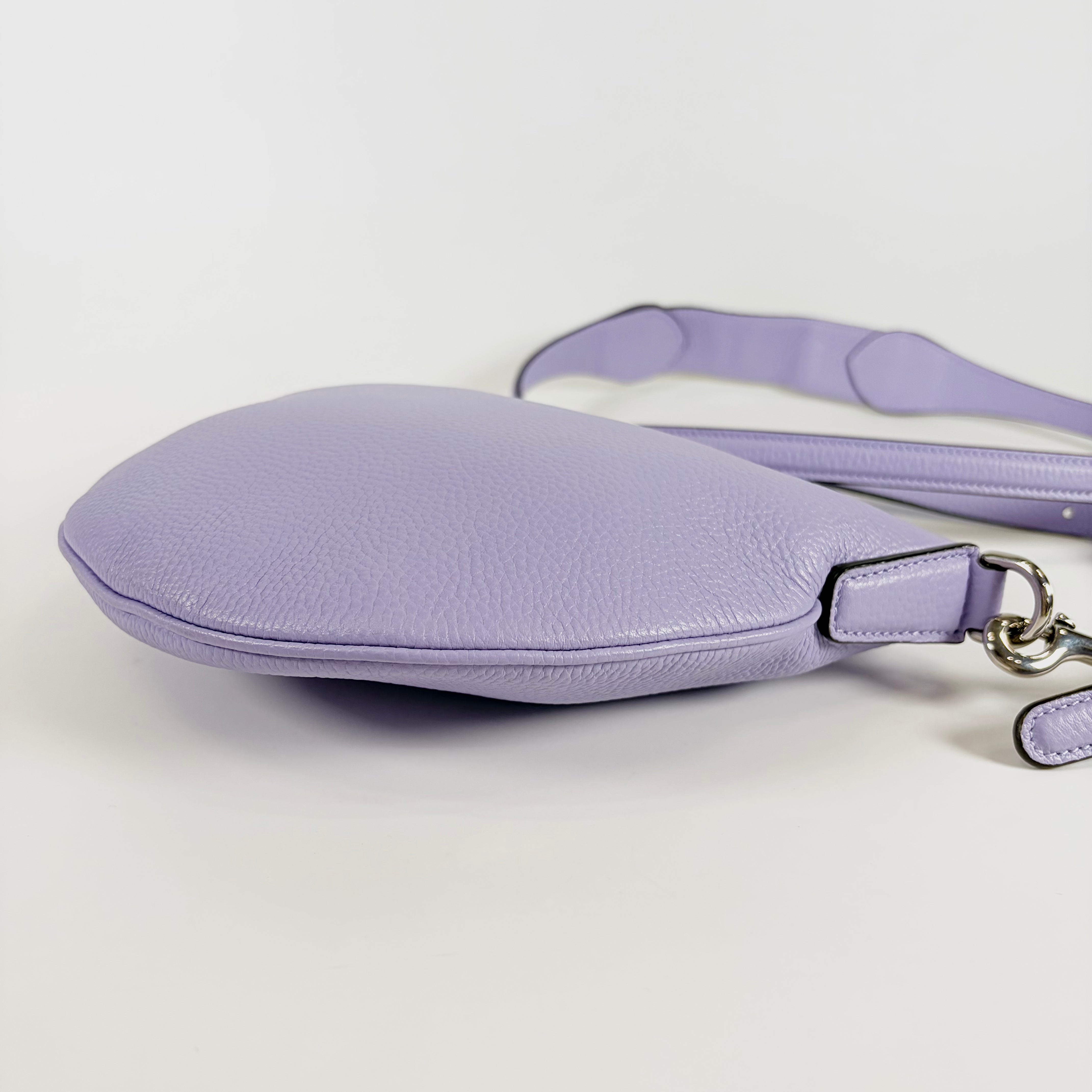 2607 secondhand GUCCI 824529 Shoulder bag purple leather