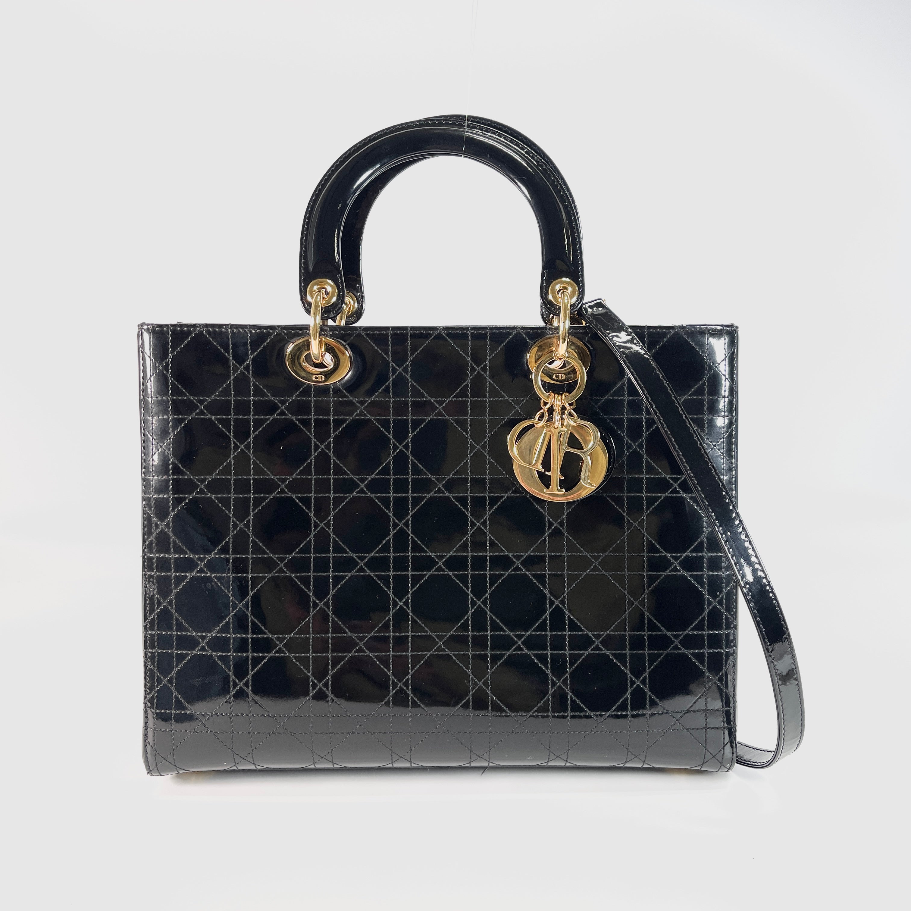 2604 secondhand CD Lady Dior Large patent