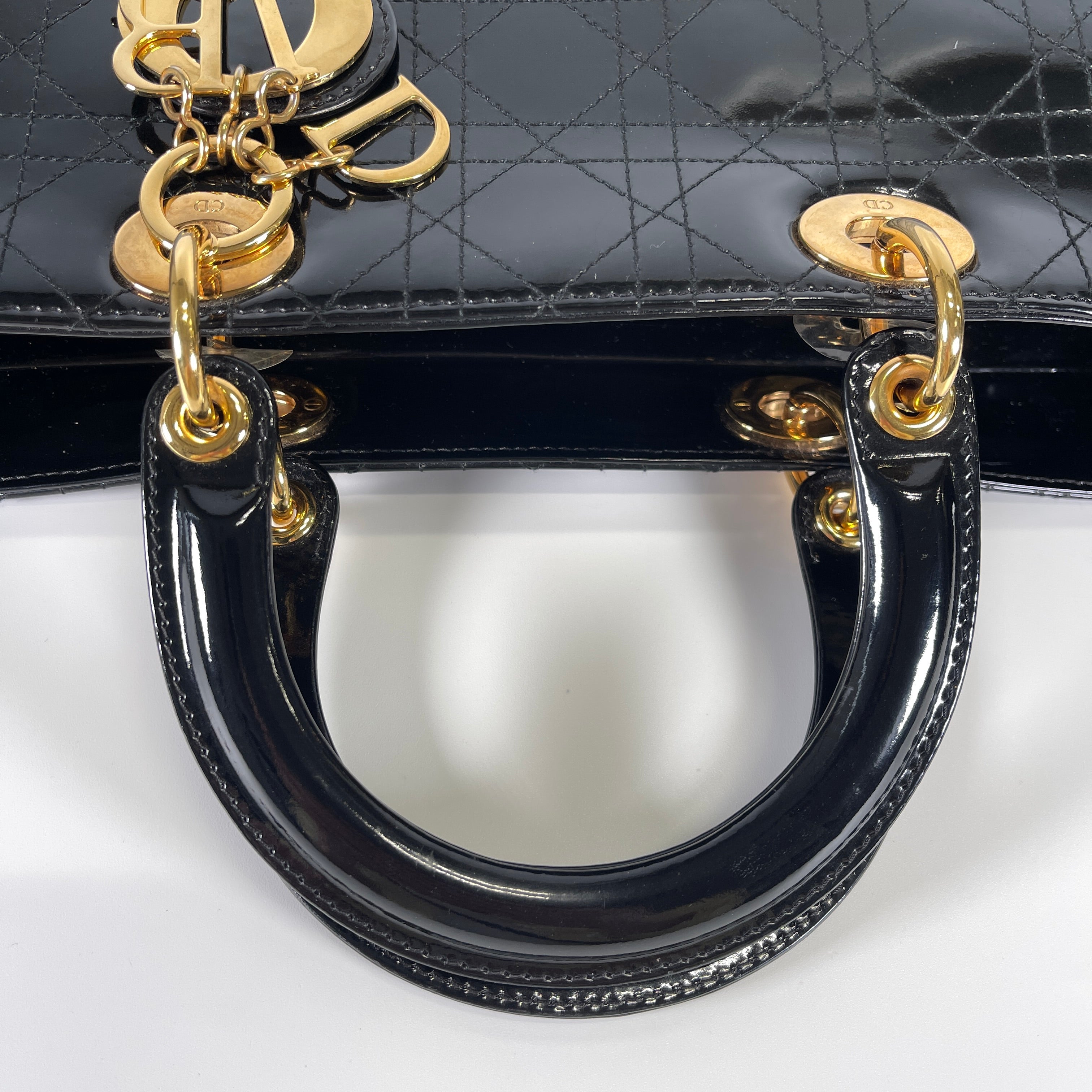 2604 secondhand CD Lady Dior Large patent