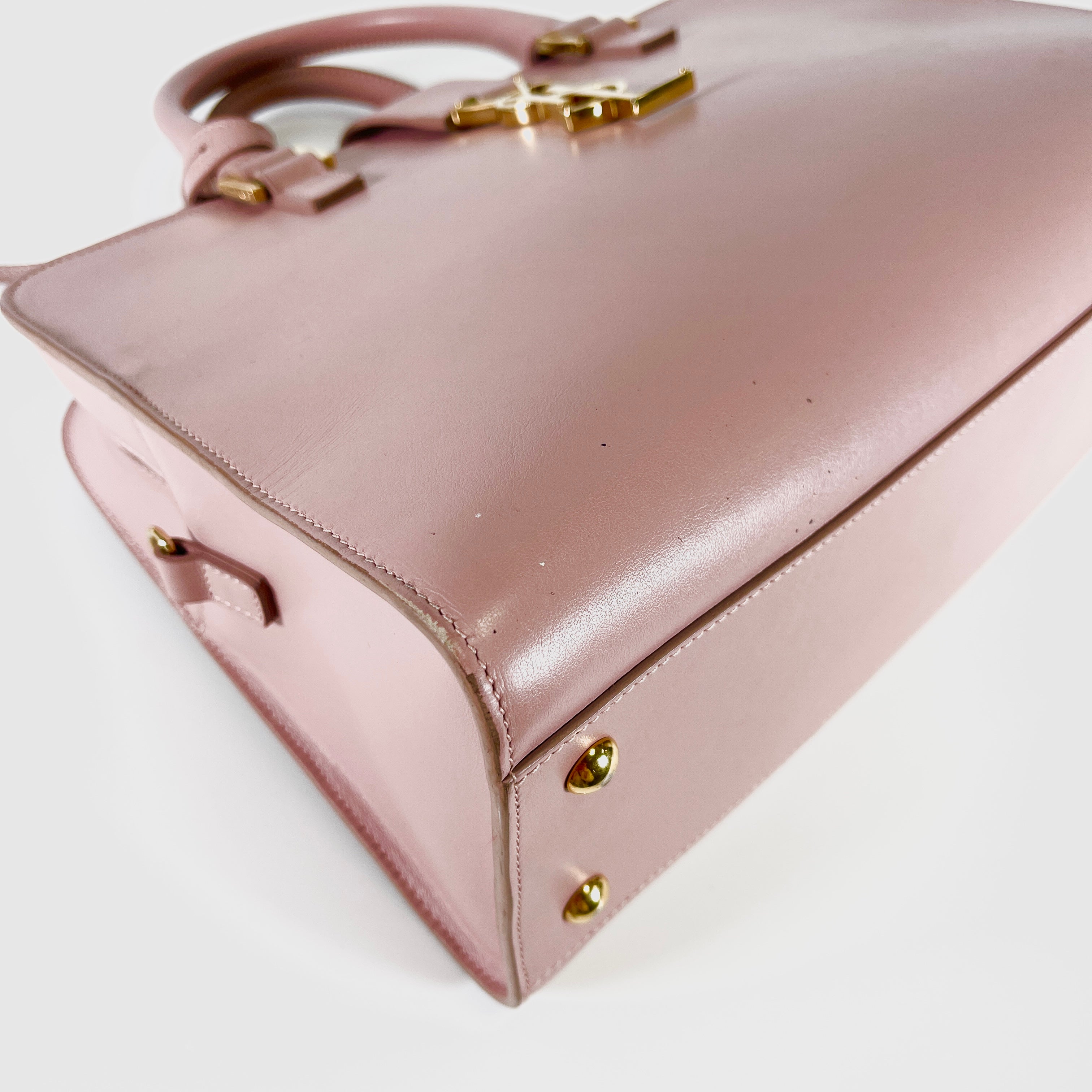 2601 secondhand SAINTLAURENT hand bag