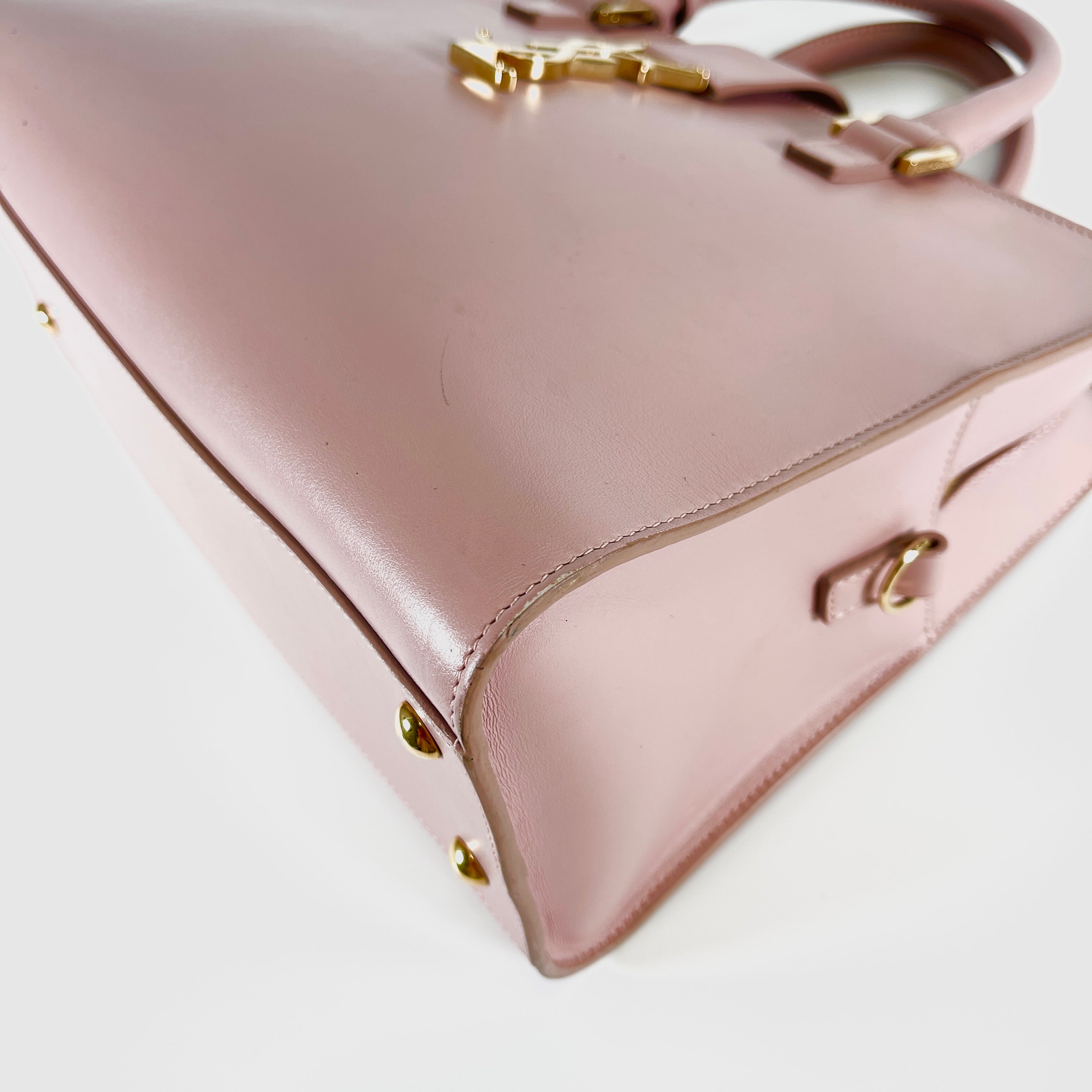2601 secondhand SAINTLAURENT hand bag