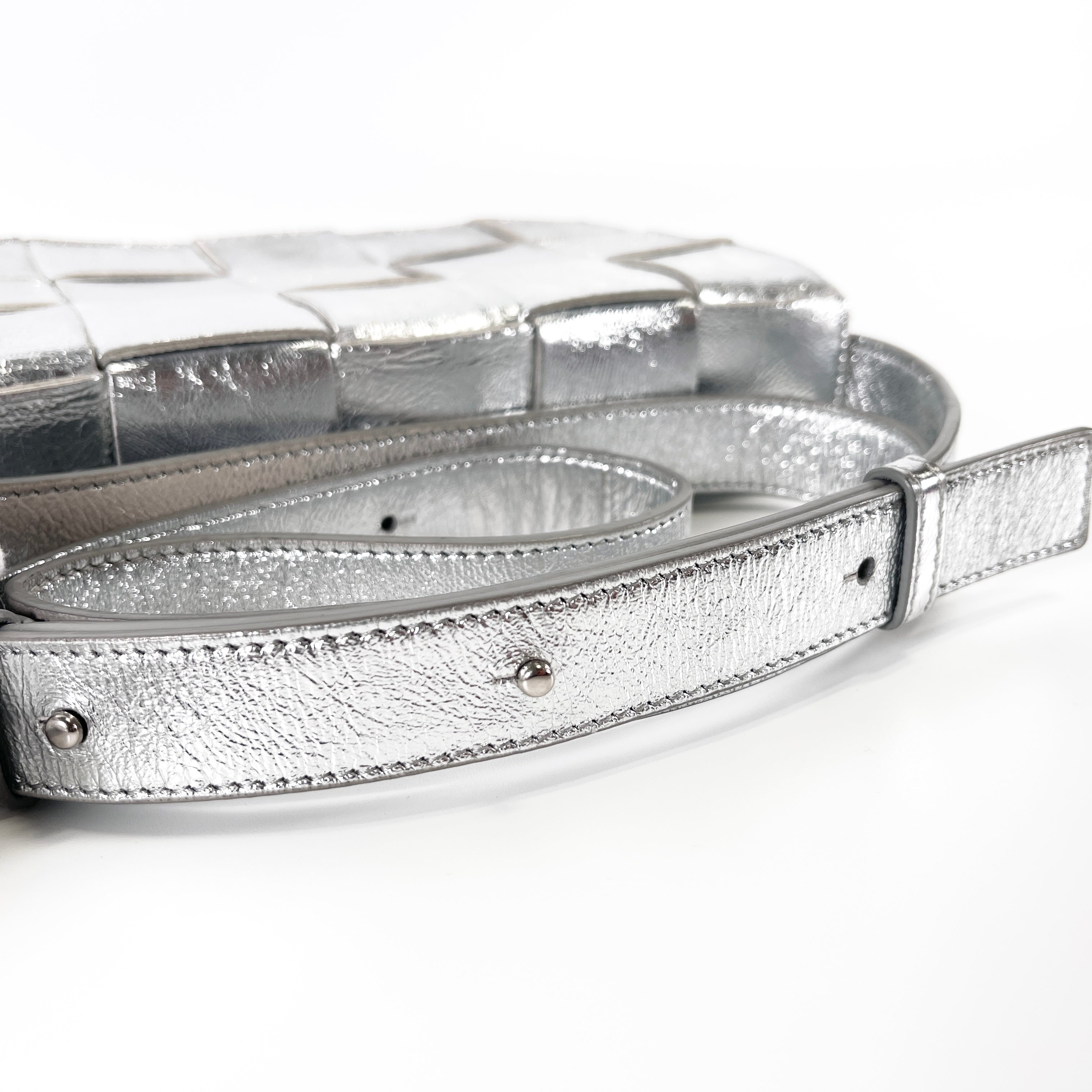 2604 secondhand BOTTEGAVENETA cassette bag
