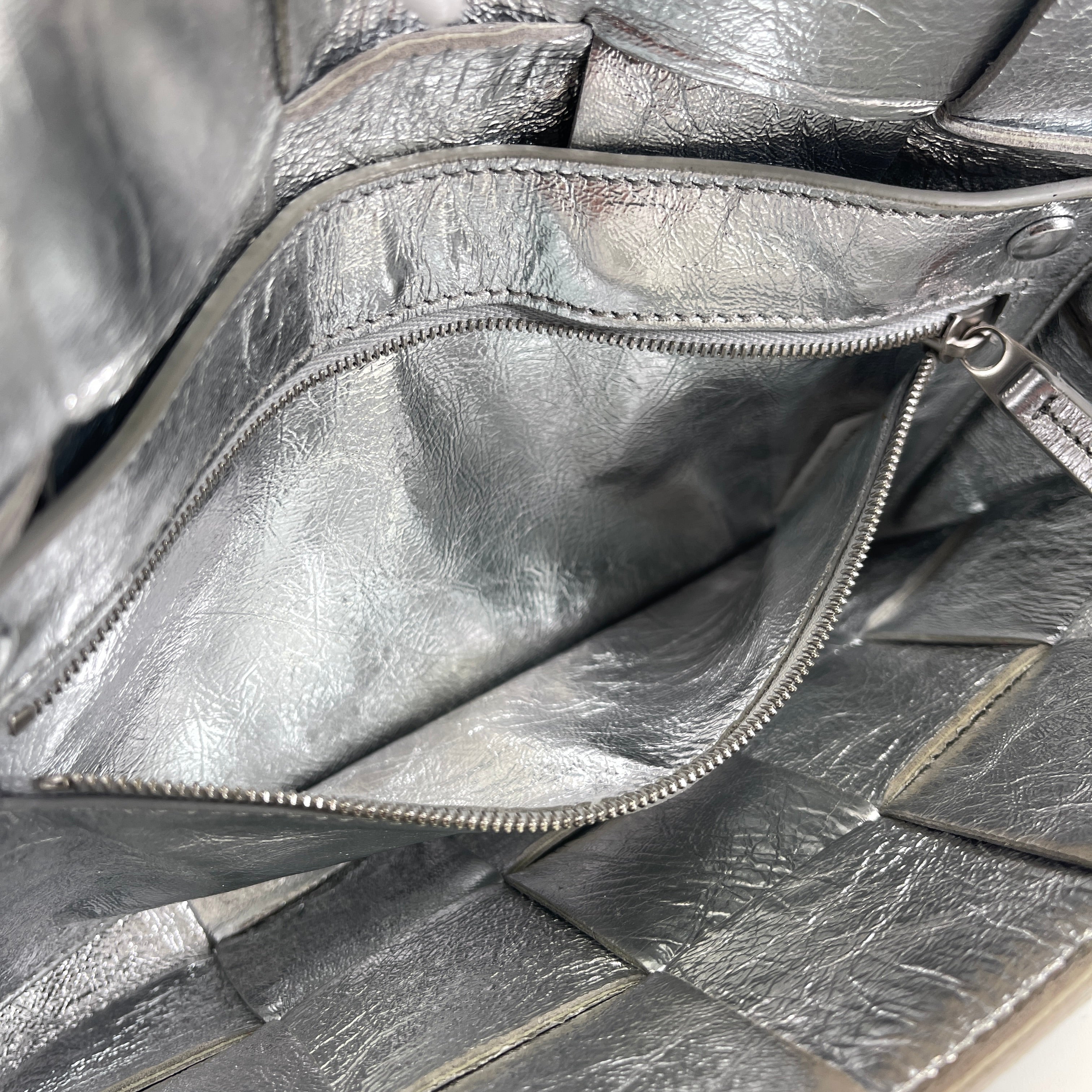2604 secondhand BOTTEGAVENETA cassette bag