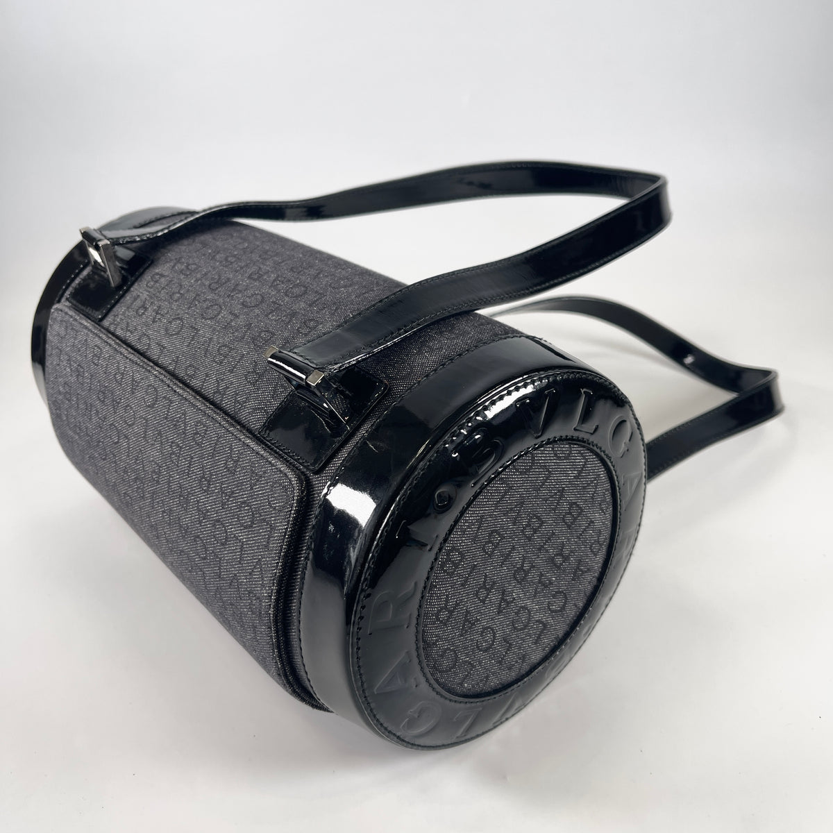 2606 secondhand BVLGARI hand bag