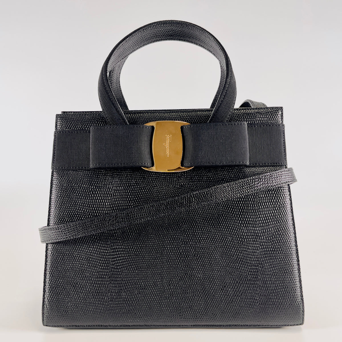 2604 secondhand Ferragamo 2way bag