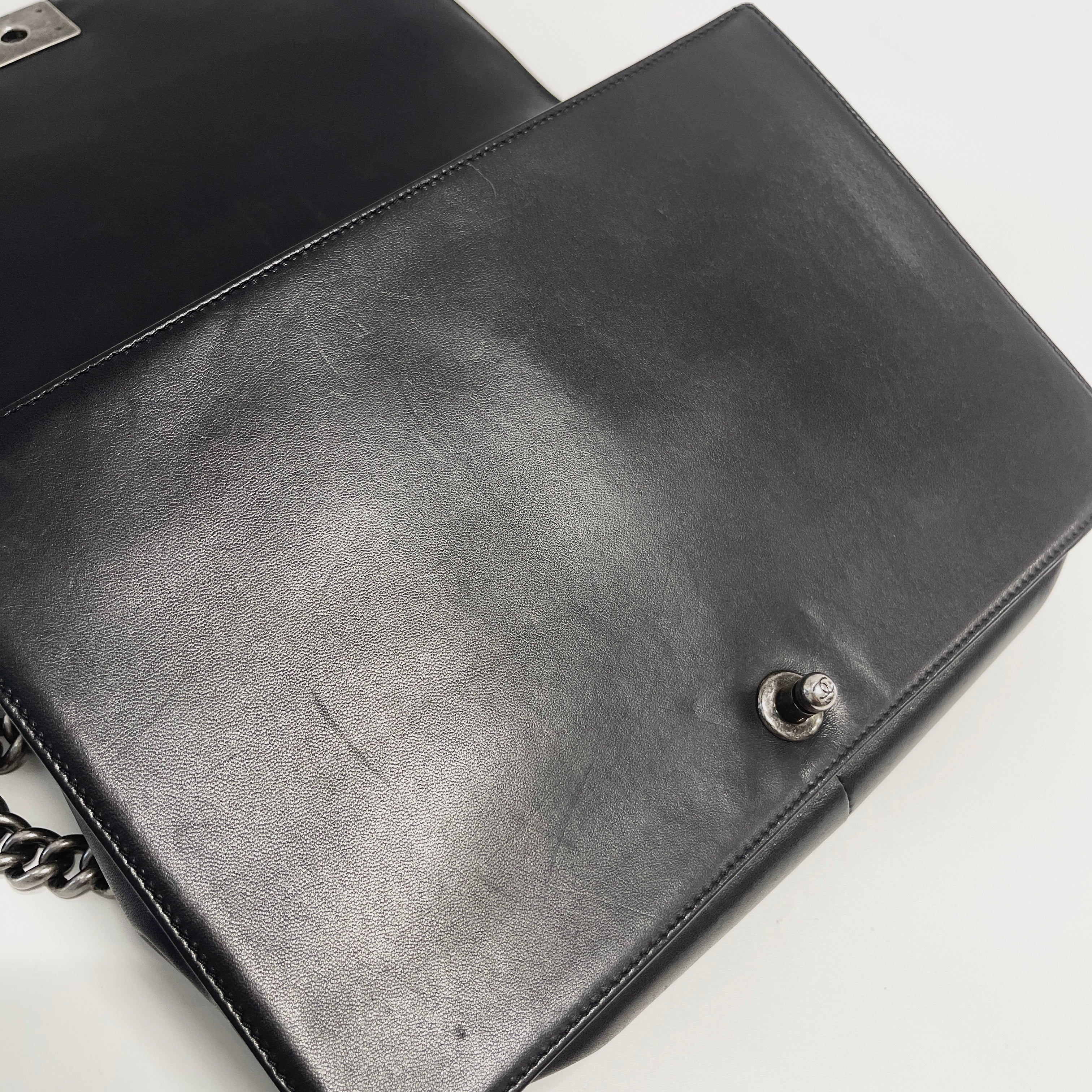 2602 secondhand CHANEL brand bag