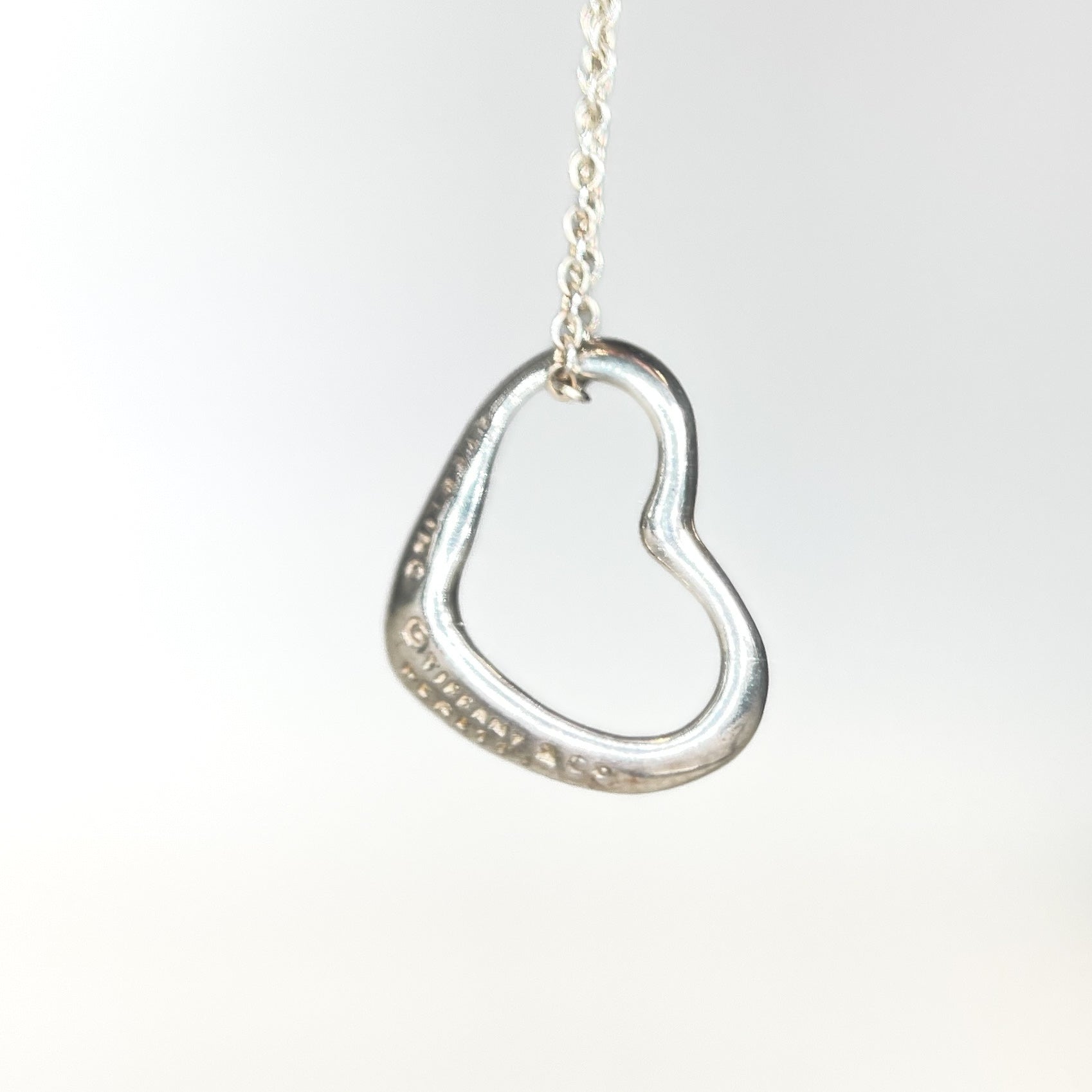2511 TIFFANY & Co. Tiffany Open Heart Necklace 925 SiLouis Vuittoner 1.9g