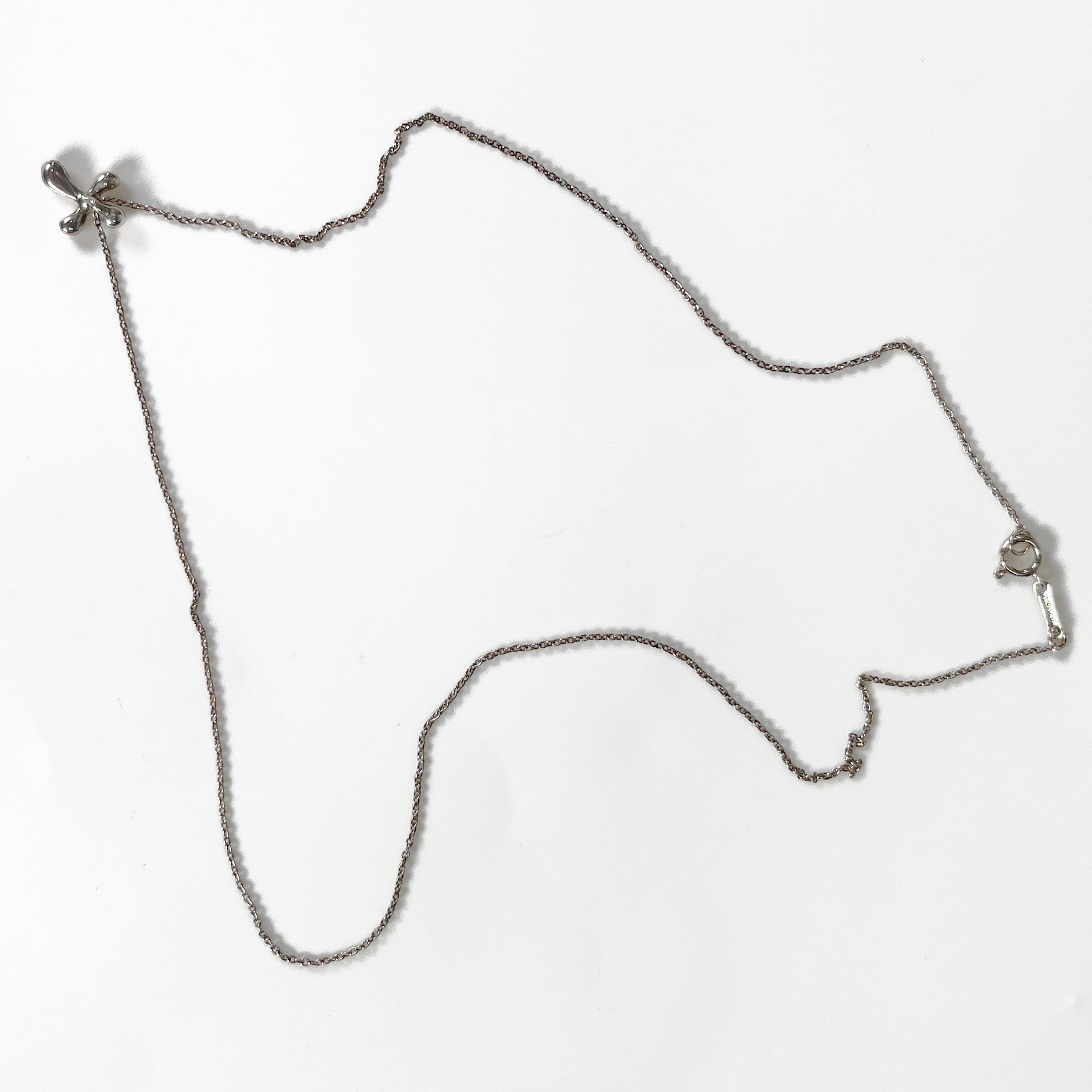 2508 T&Co . SV925 Small Cross Necklace