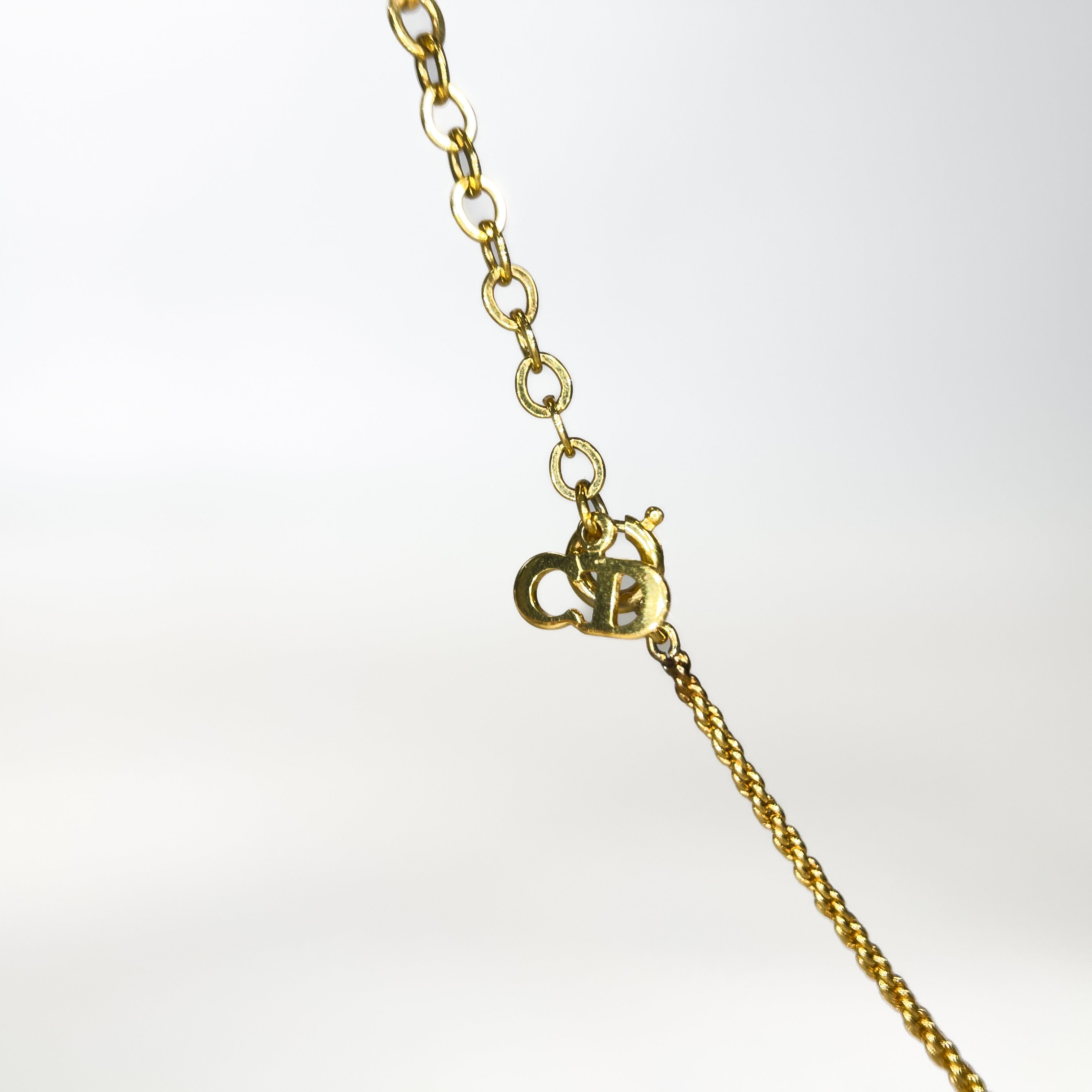 2507 Christian Dior necklace