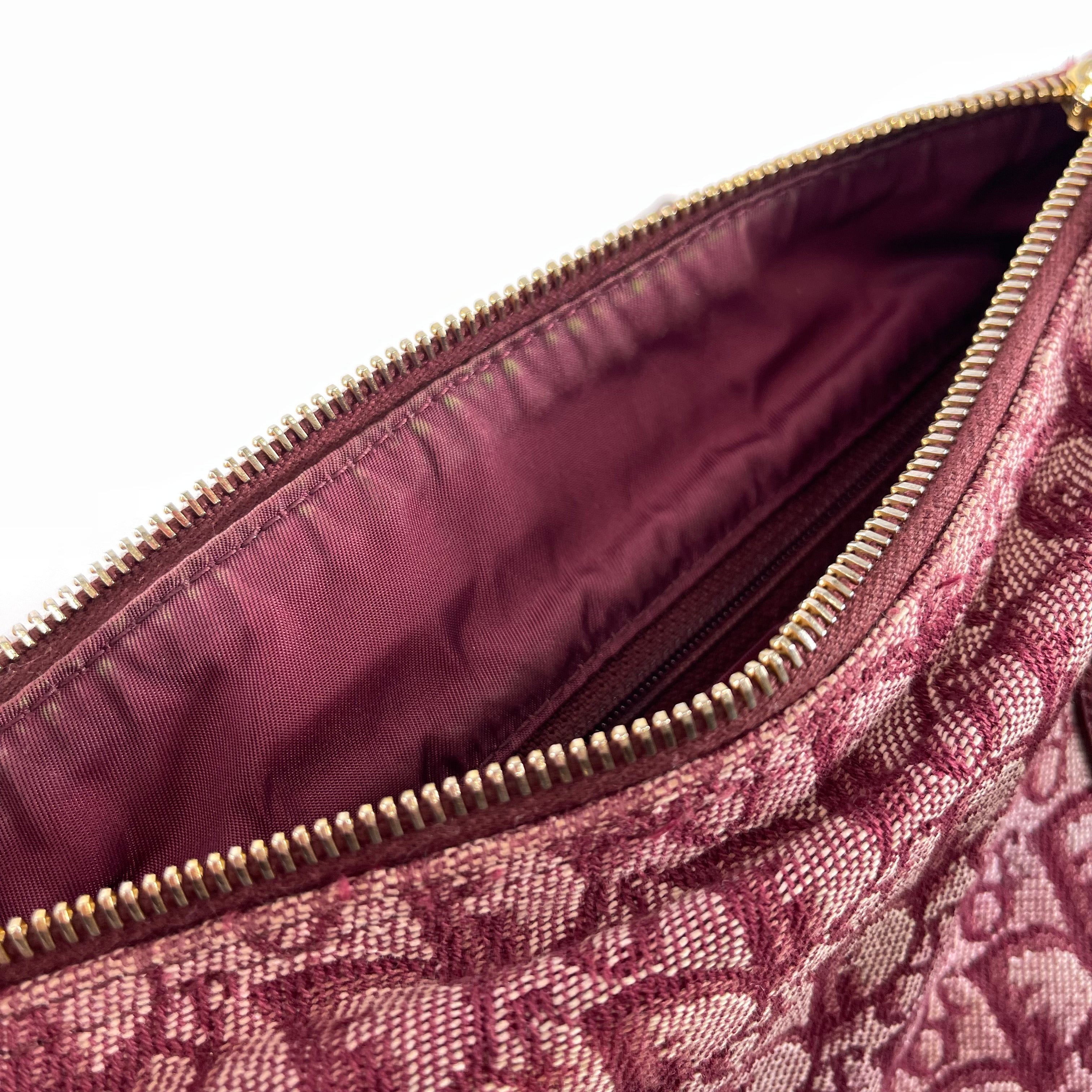 2601 secondhand CD Trotter hand bag