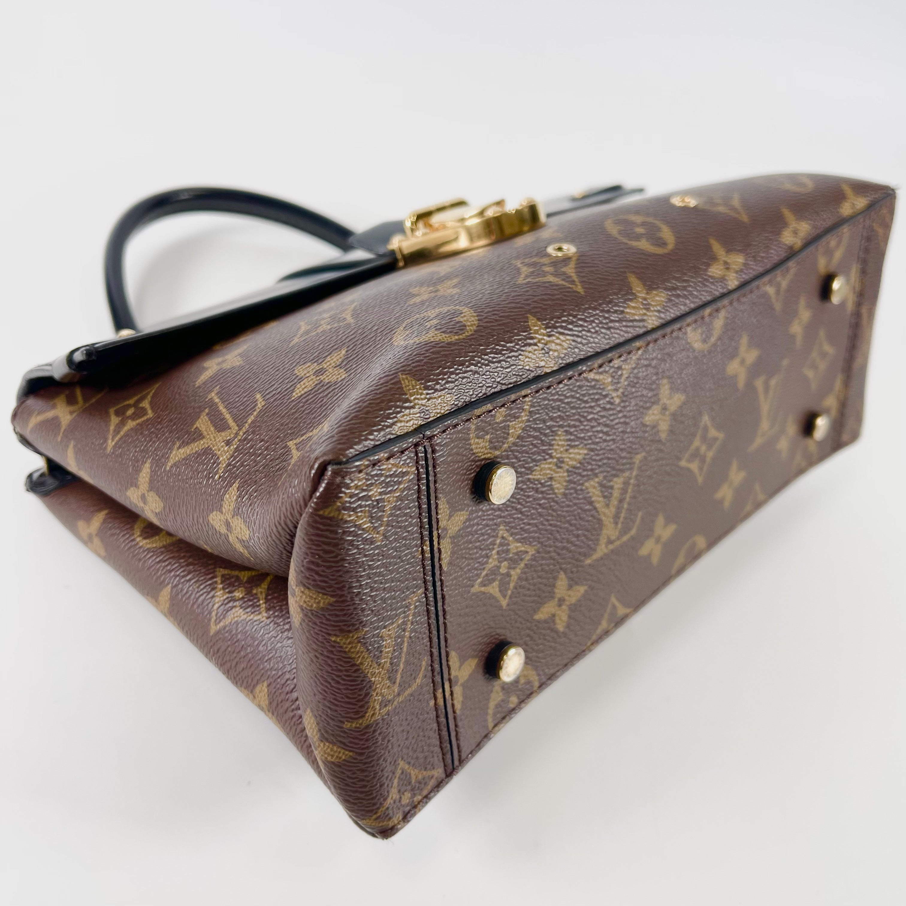 2601 secondhand LV one handle flap bag