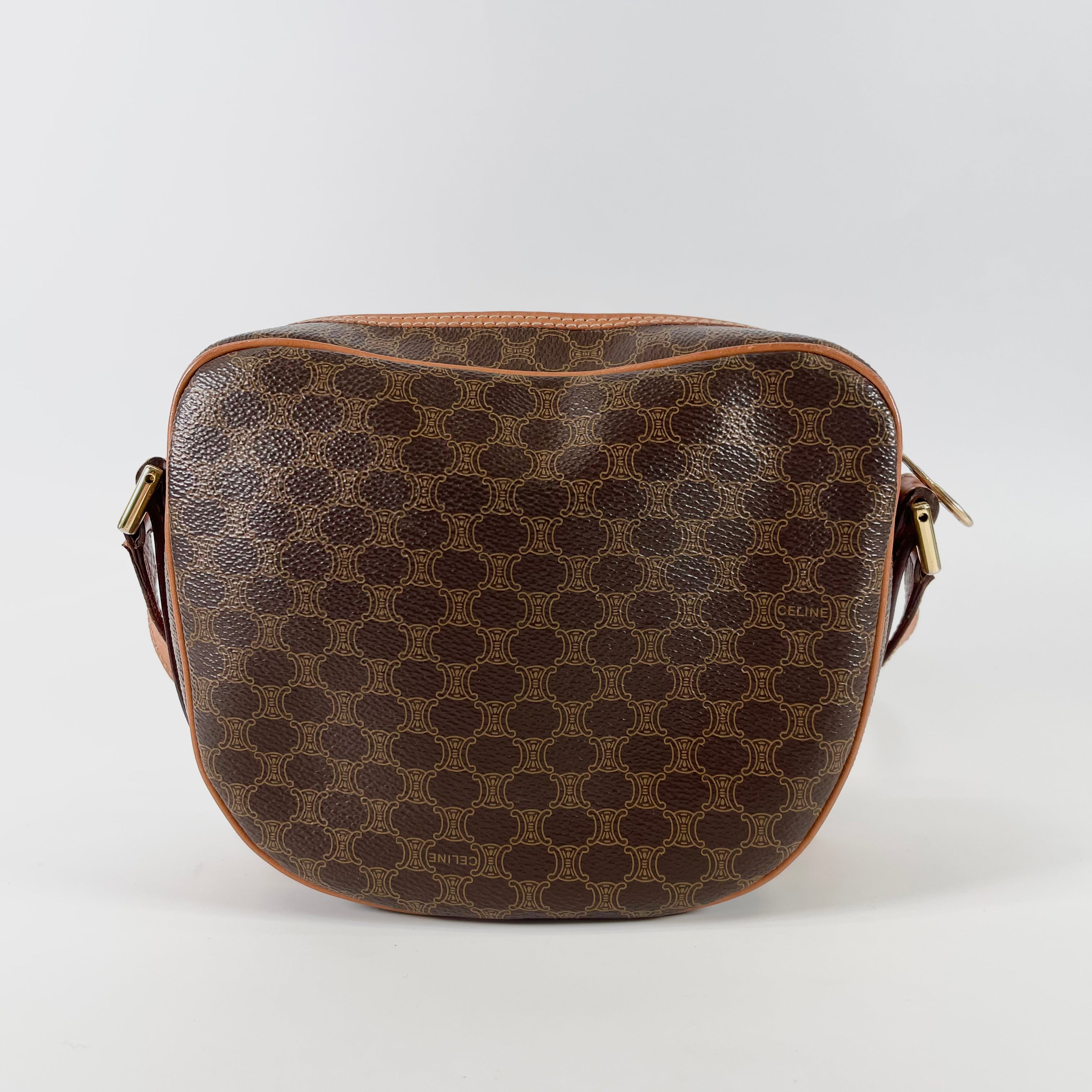 2601 secondhand CELINE Macadam Shoulder bag