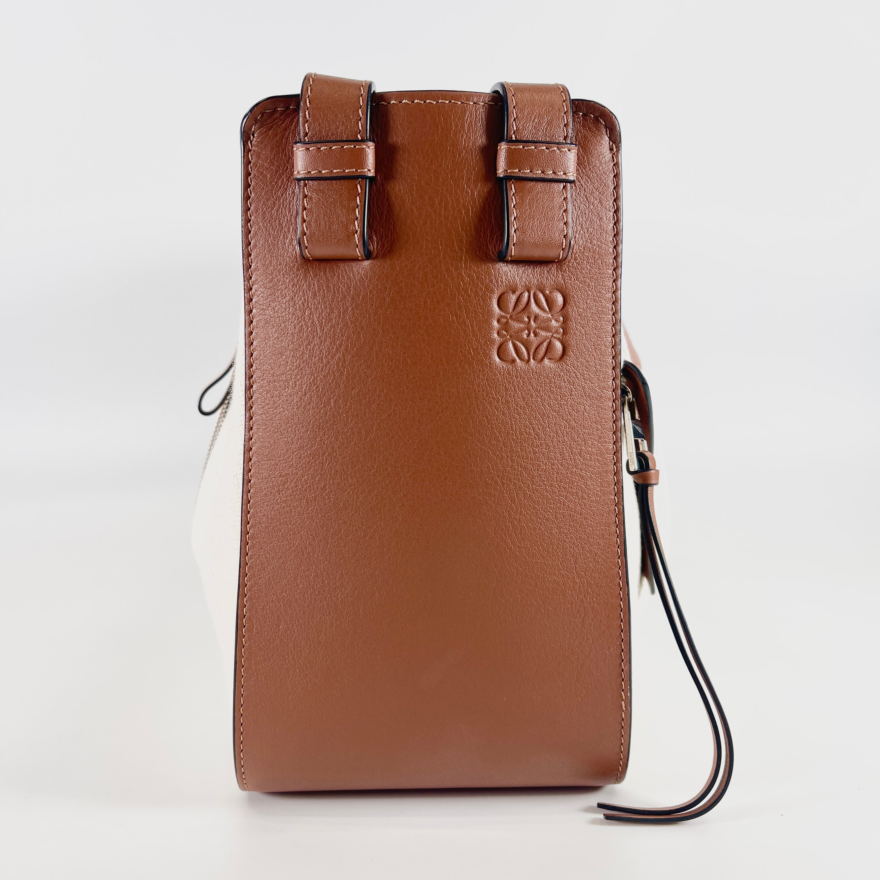 2603 secondhand LOEWE hammock Camel canvas